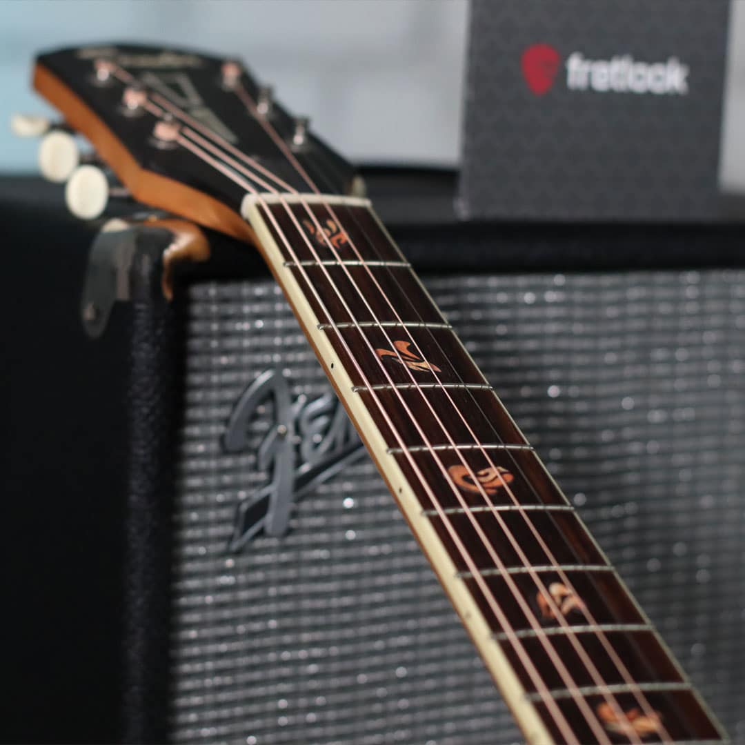 Oaktree Rusty Orange