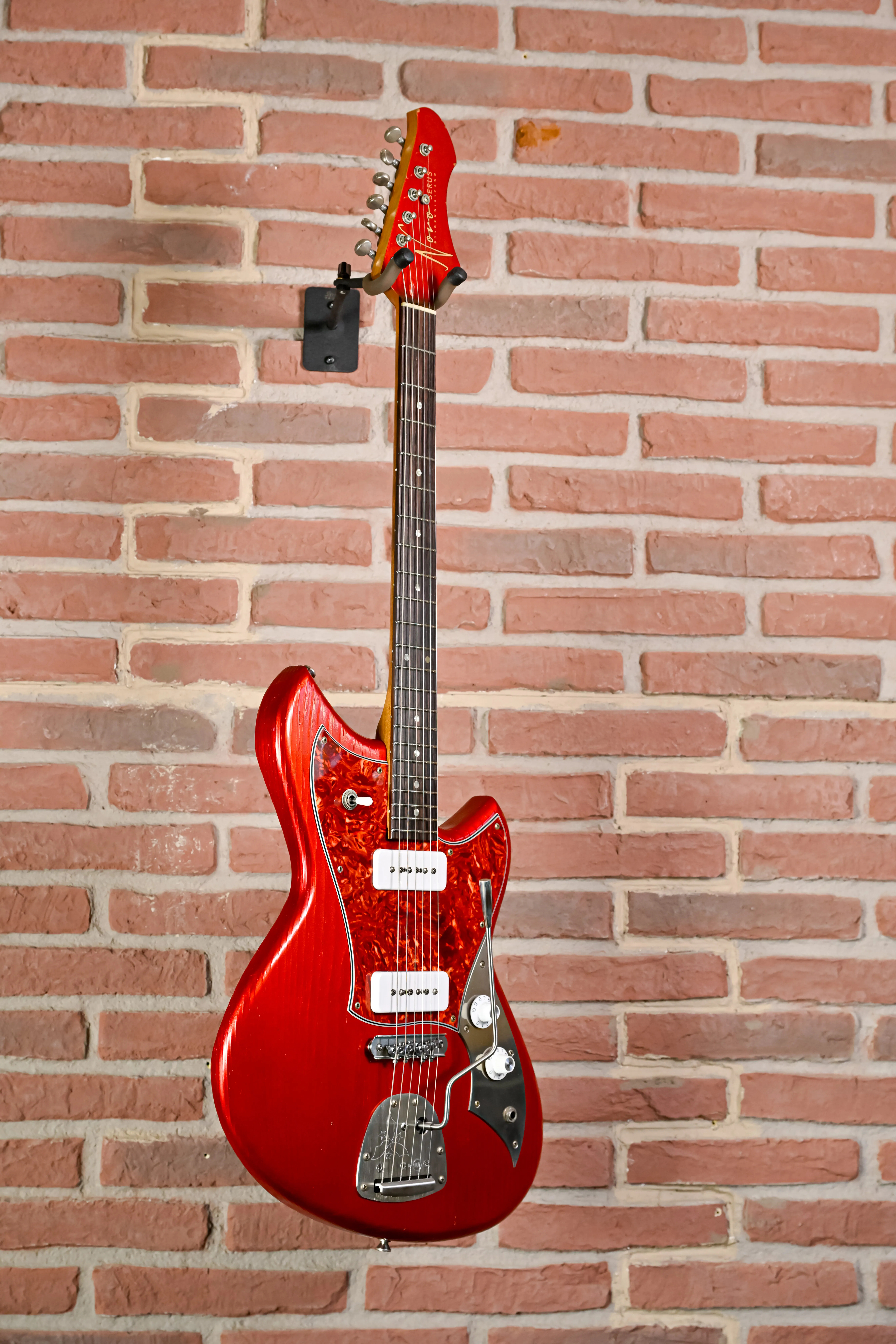 Serus J Candy Apple Red - 4-Ply T-Shell Light Distress