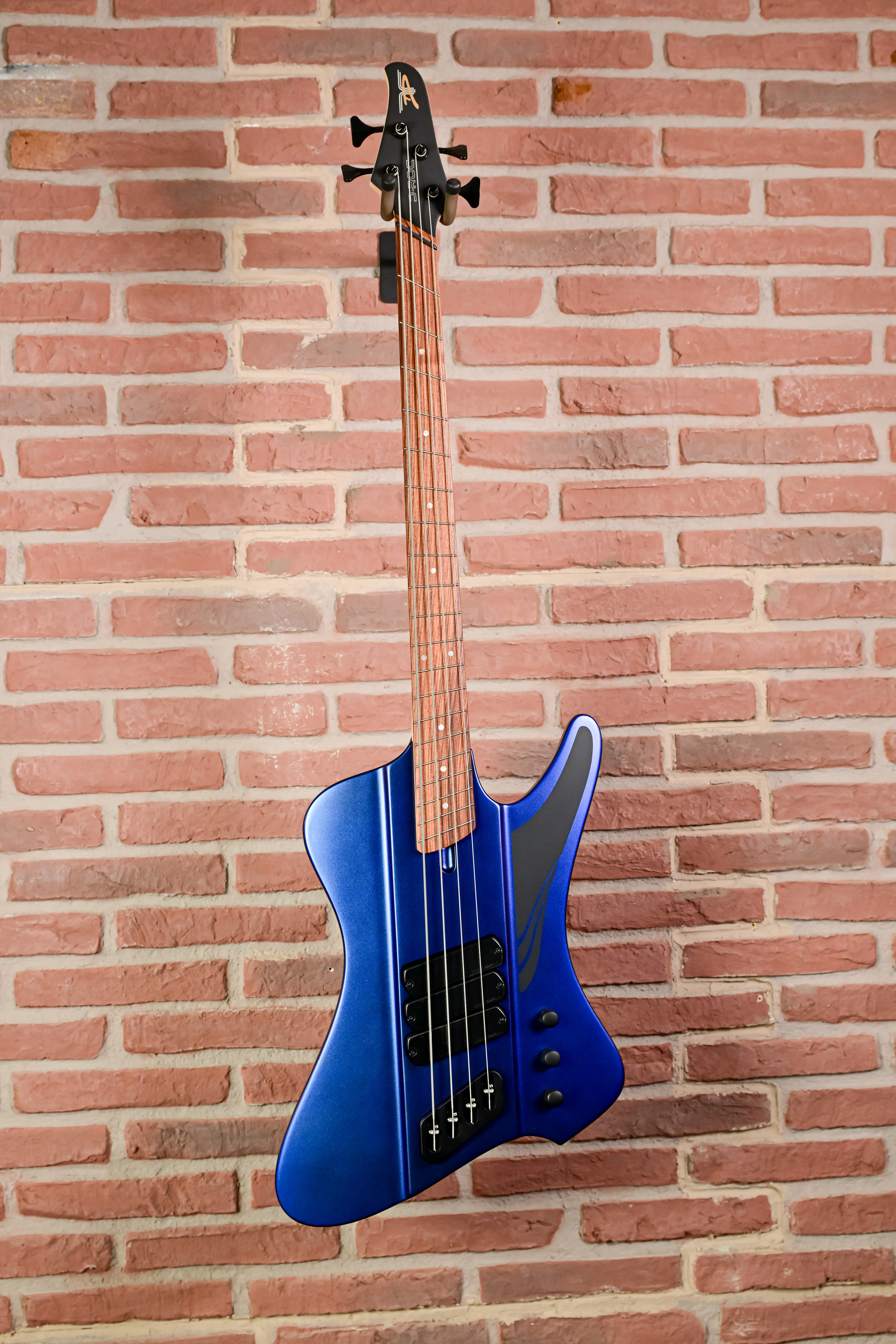 D-Roc 4 Bass Matte Blue to Purple Colorshift Multiscale