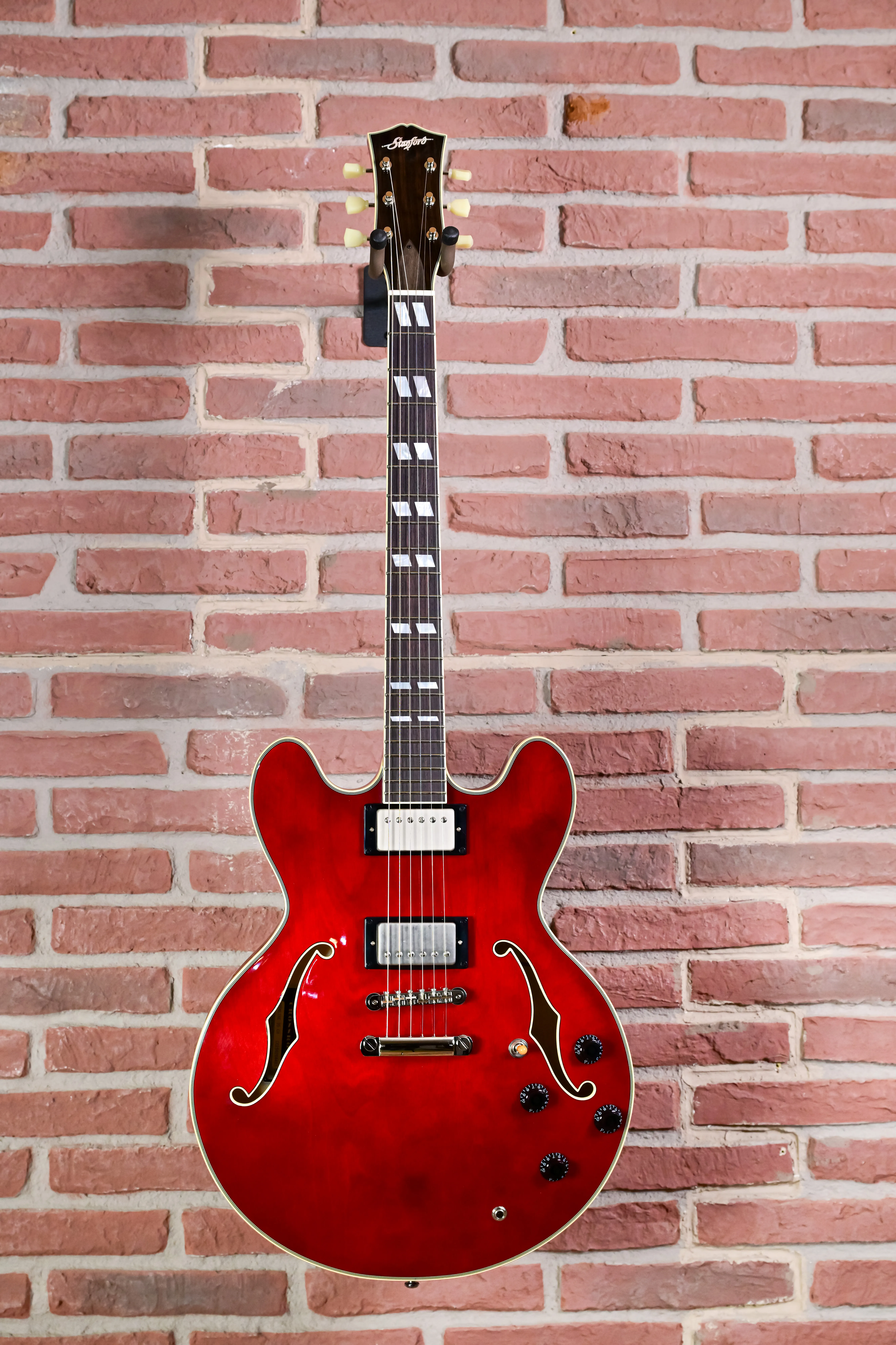 CR Thinline 35 Wild Cherry Semi-Hollowbody