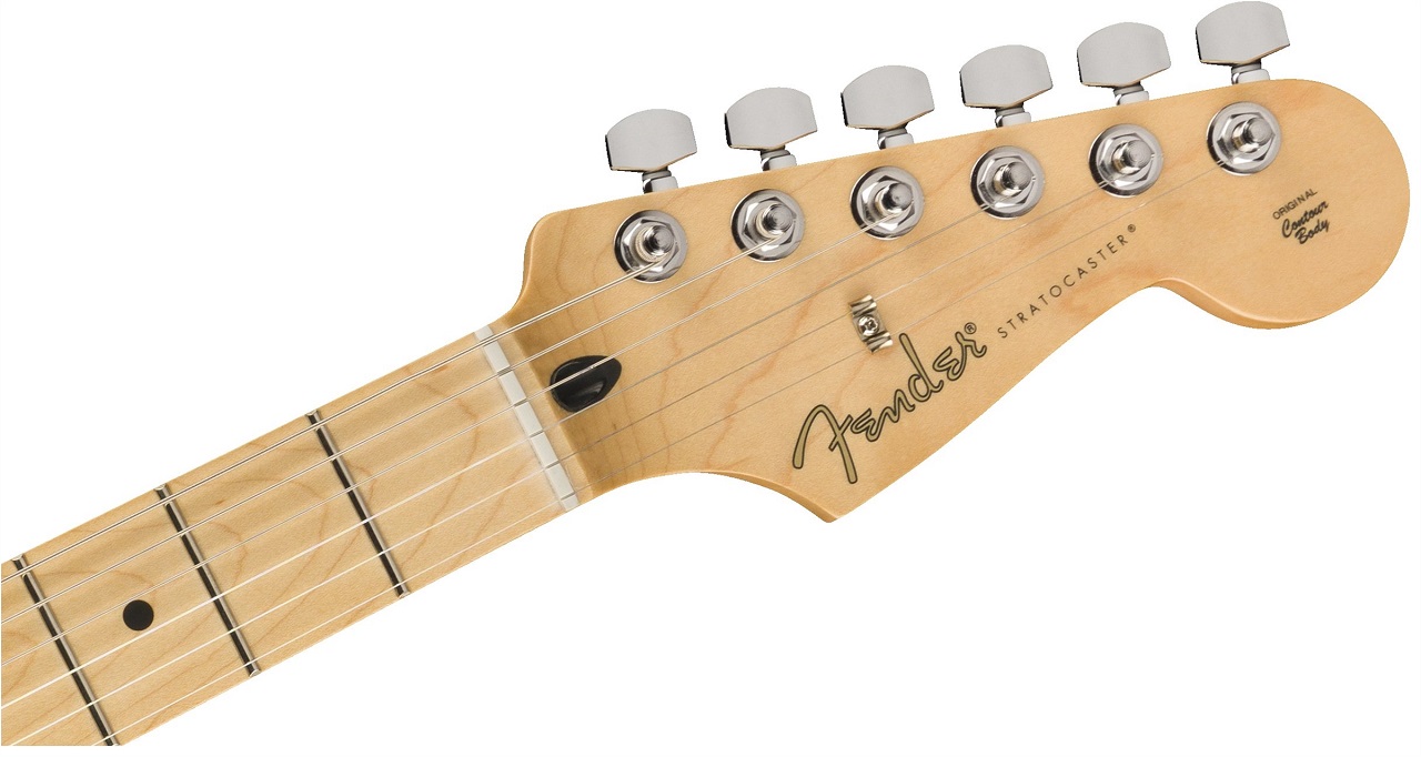 Ltd Player Stratocaster in Shell Pink