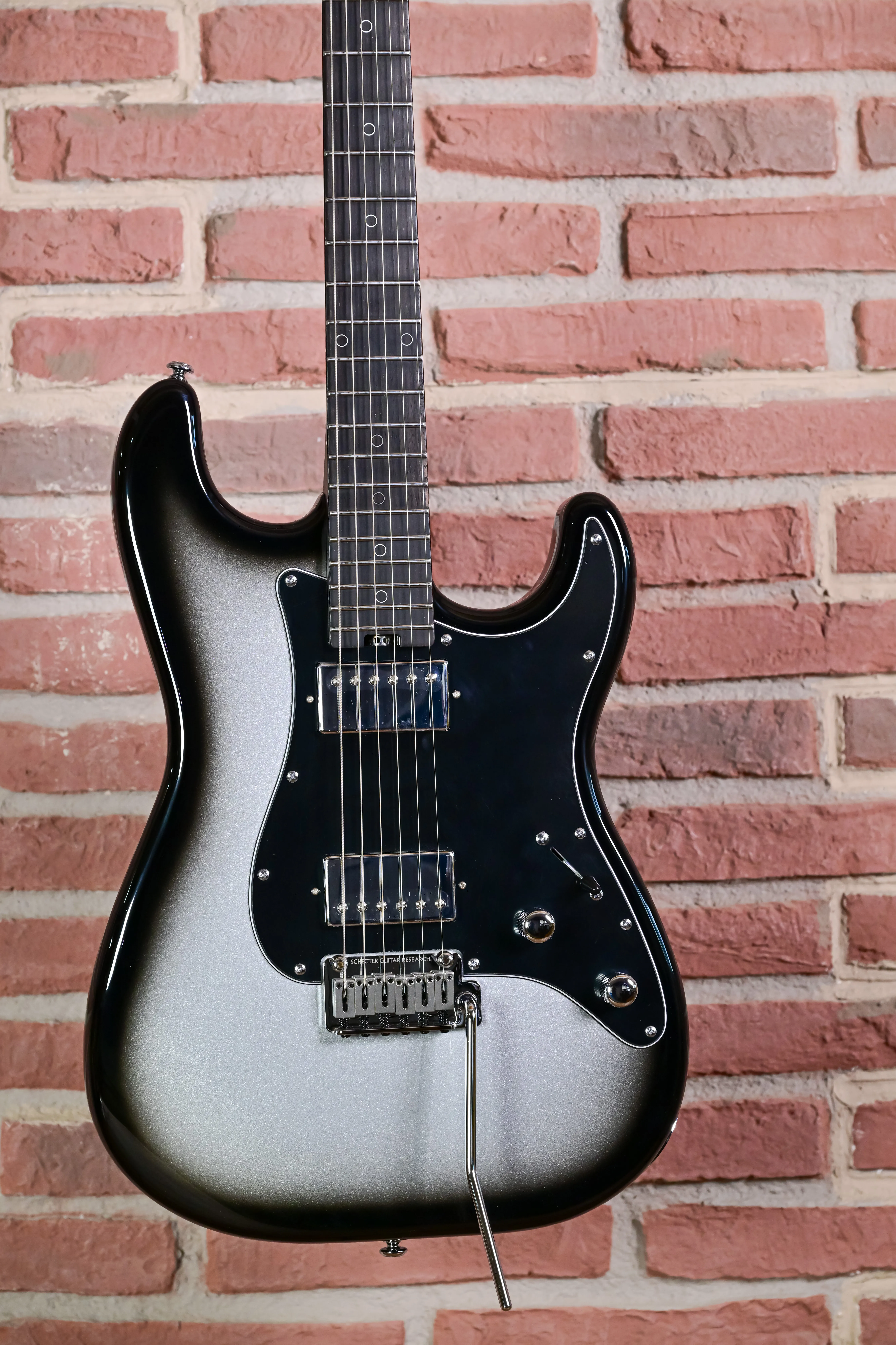 Nick Johnston Handsigned Traditional HH Atomic Mercury IM25121351