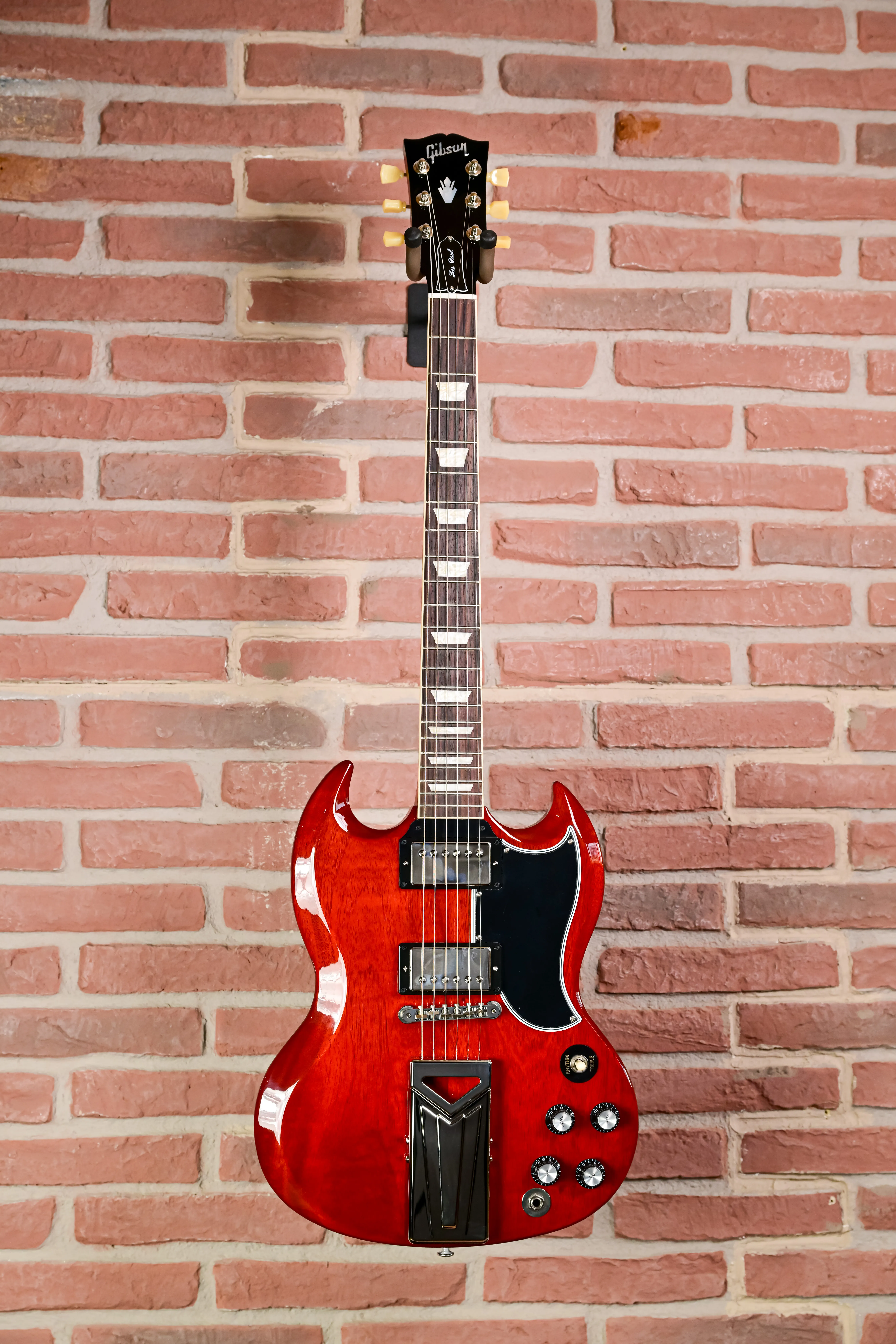 Jake Kiszka SG 61