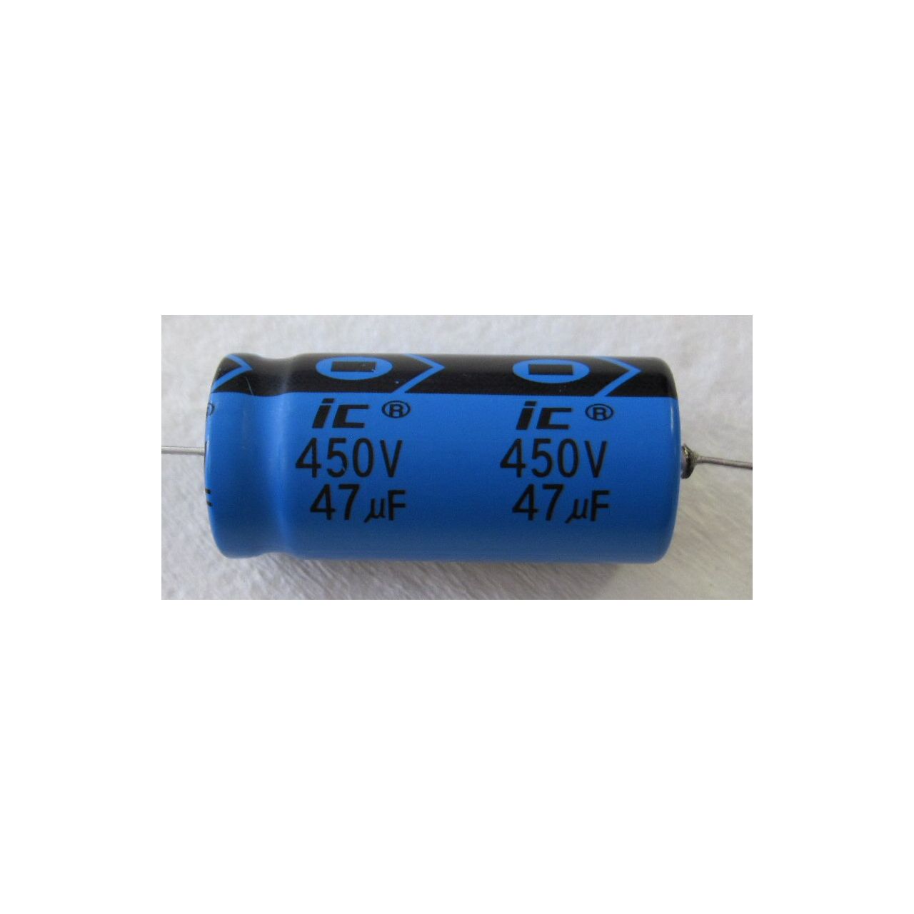 Capacitor AE AX 47uF 450V