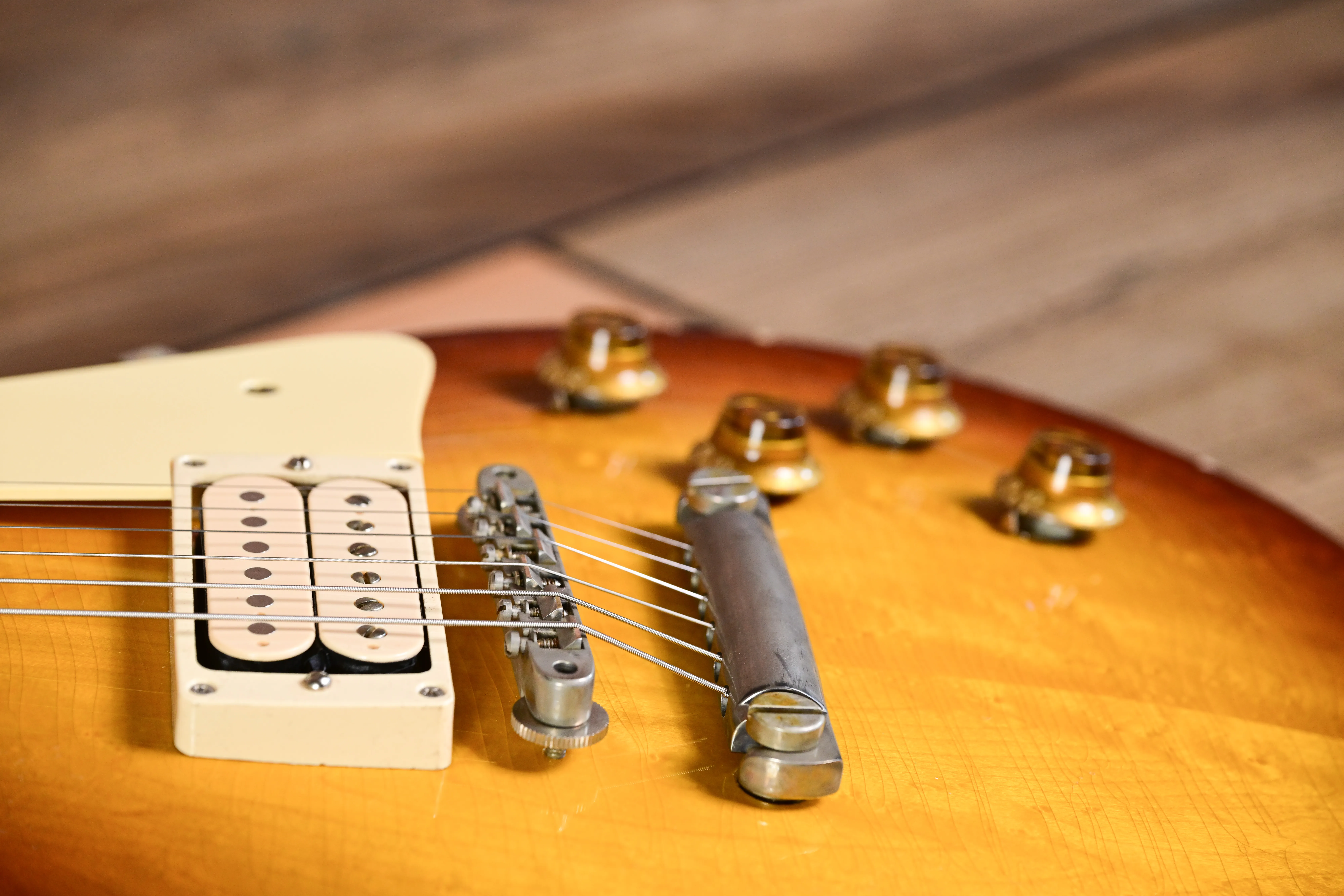 Custom  59 Les Paul Standard Birdseye Light Aged Peach Tea Burst Limited Edition