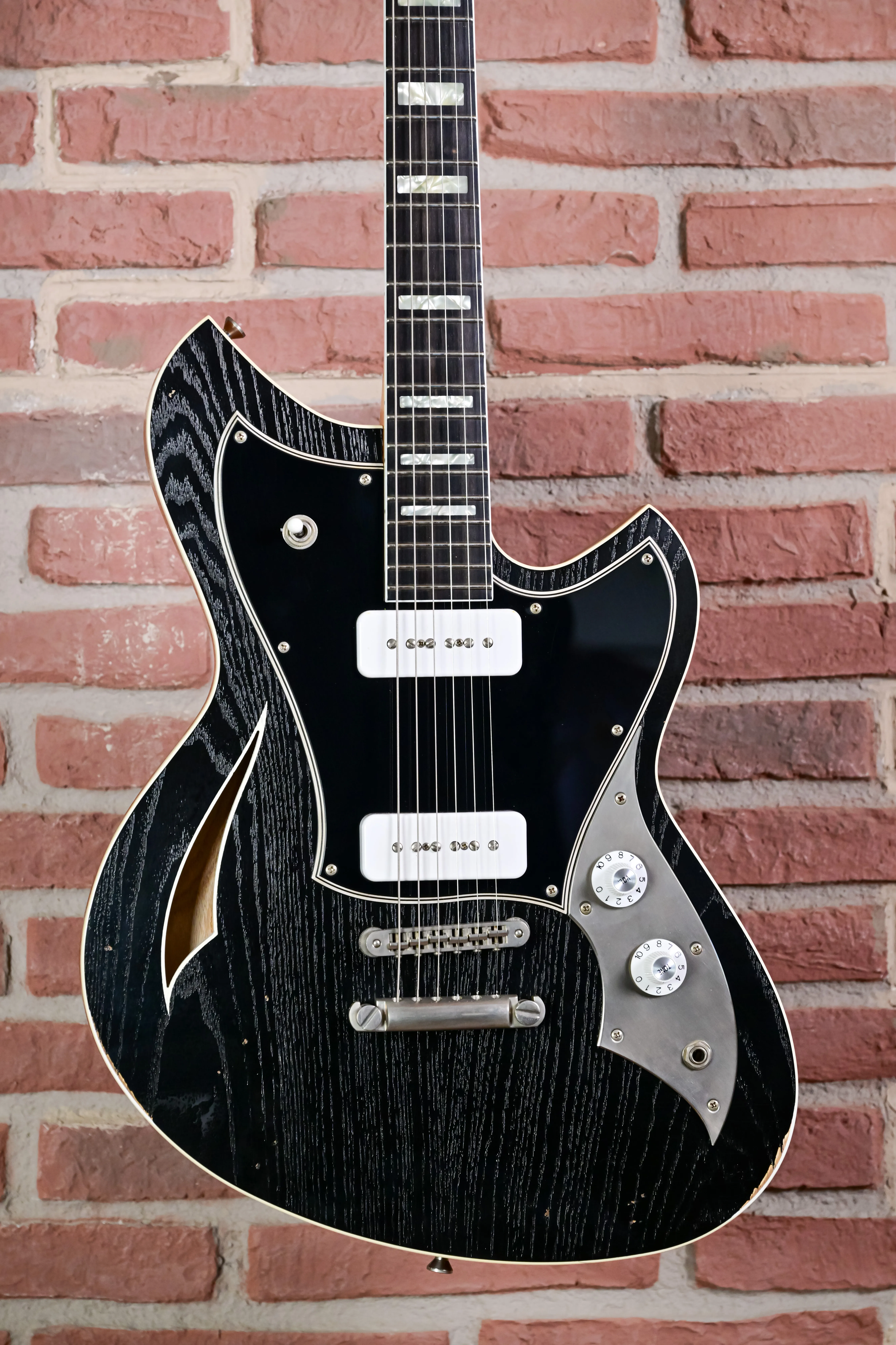 Miris P2 Bull Black 5-Ply Black Light Distress