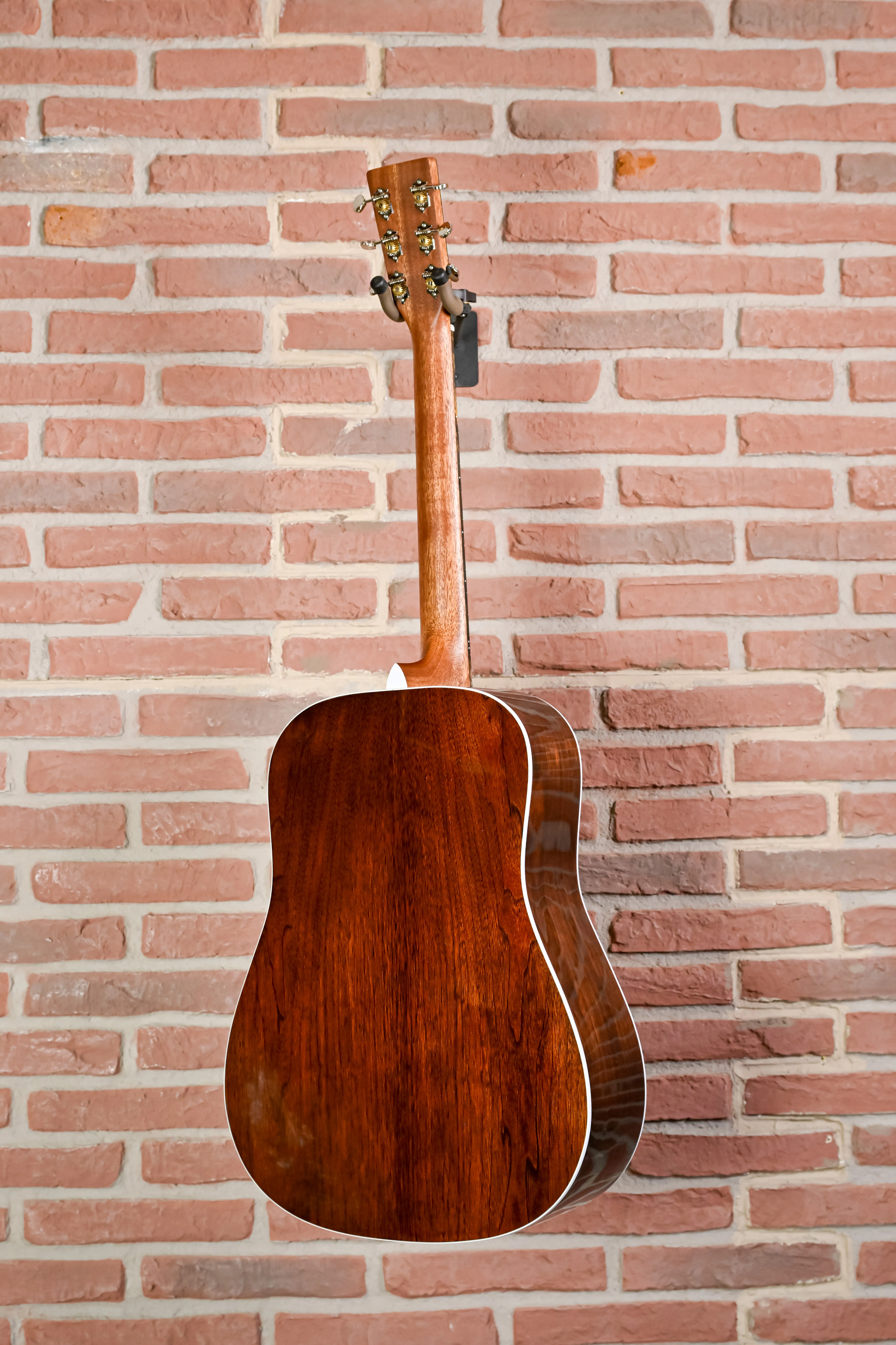 D-13E Retro Walnut Dreadnought Westerngitarre