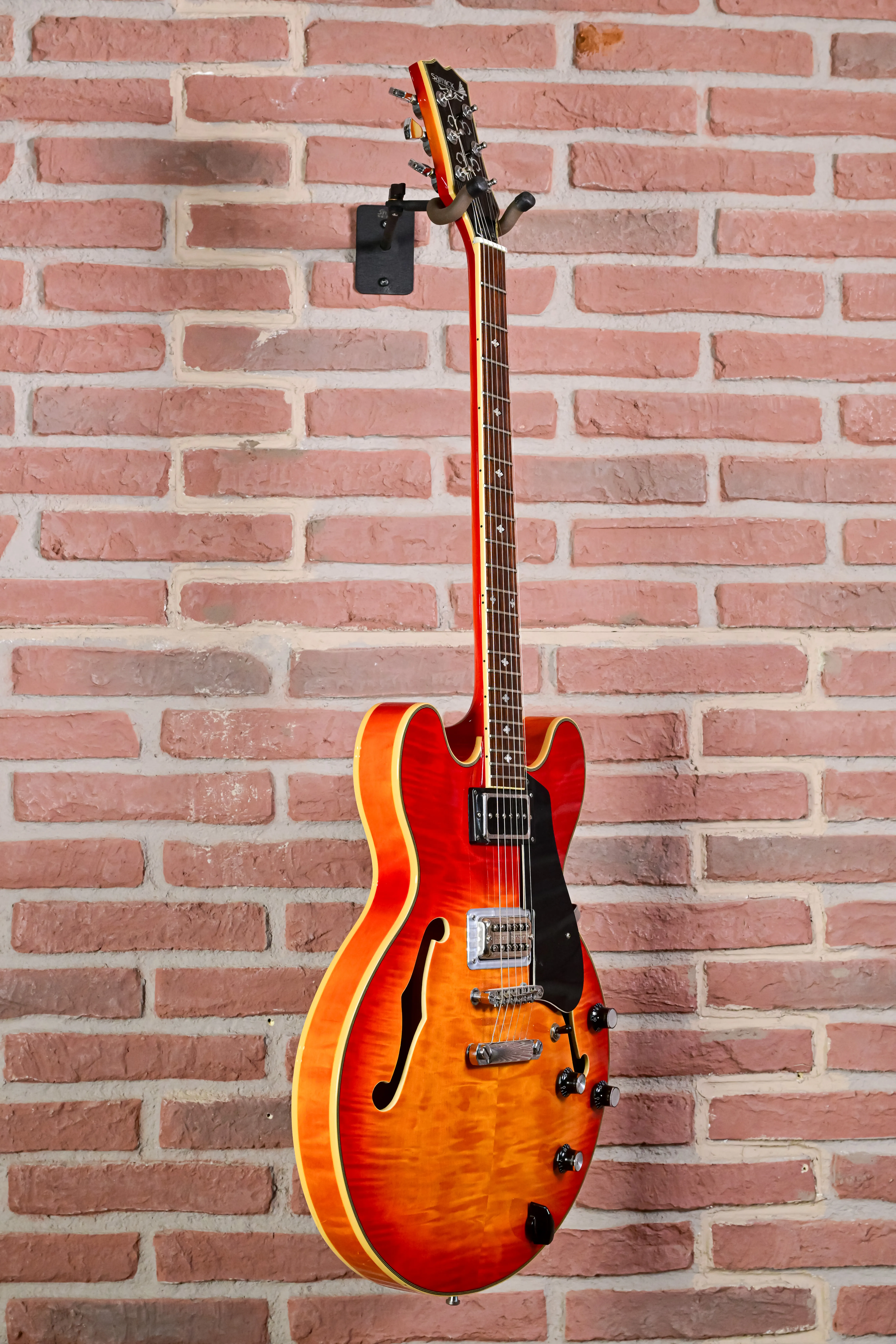 ES Style Semihollow (kommissionware)