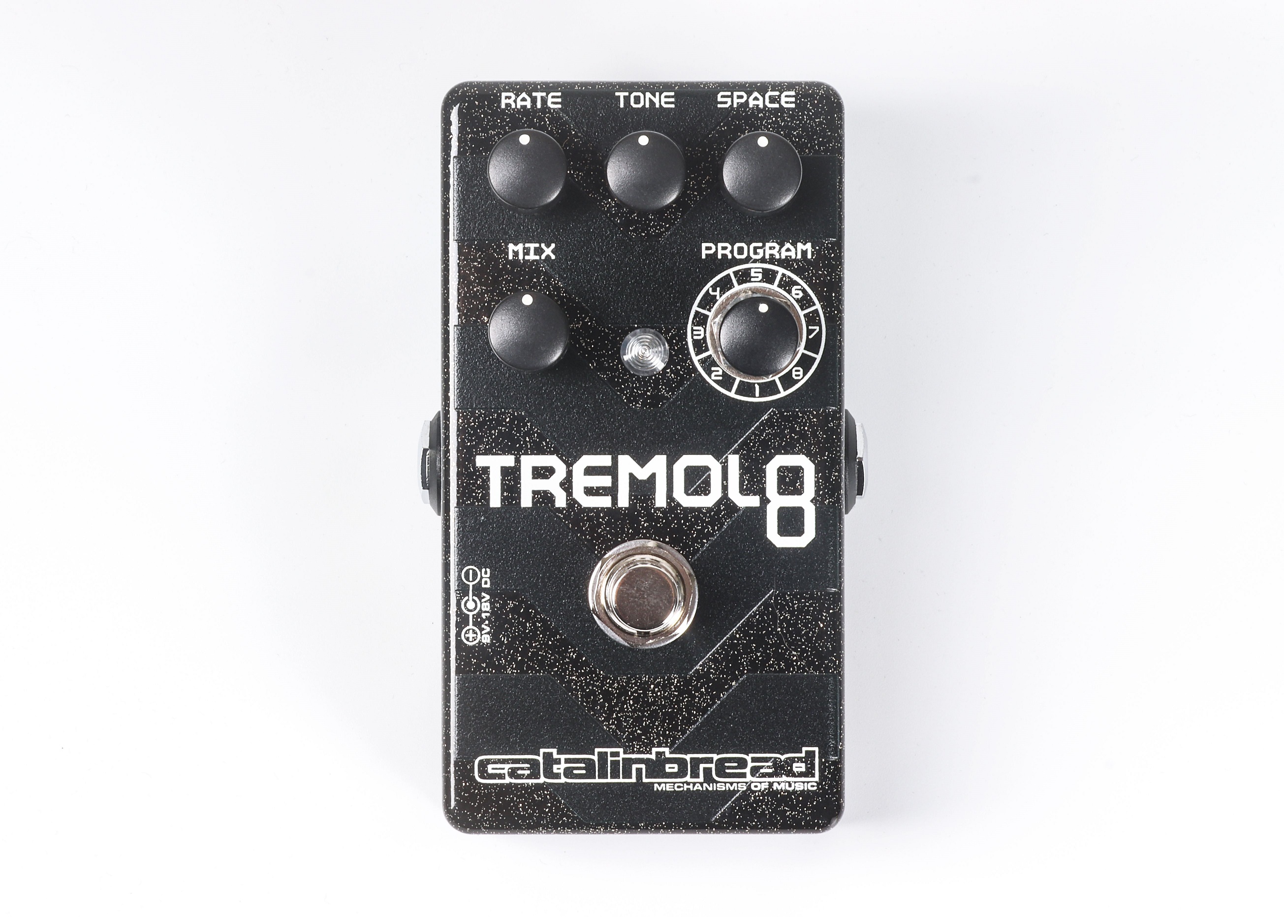 Tremolo8 Tremolo & Modulation Pedal  Tremolo8 Tremolo & Modulation Pedal