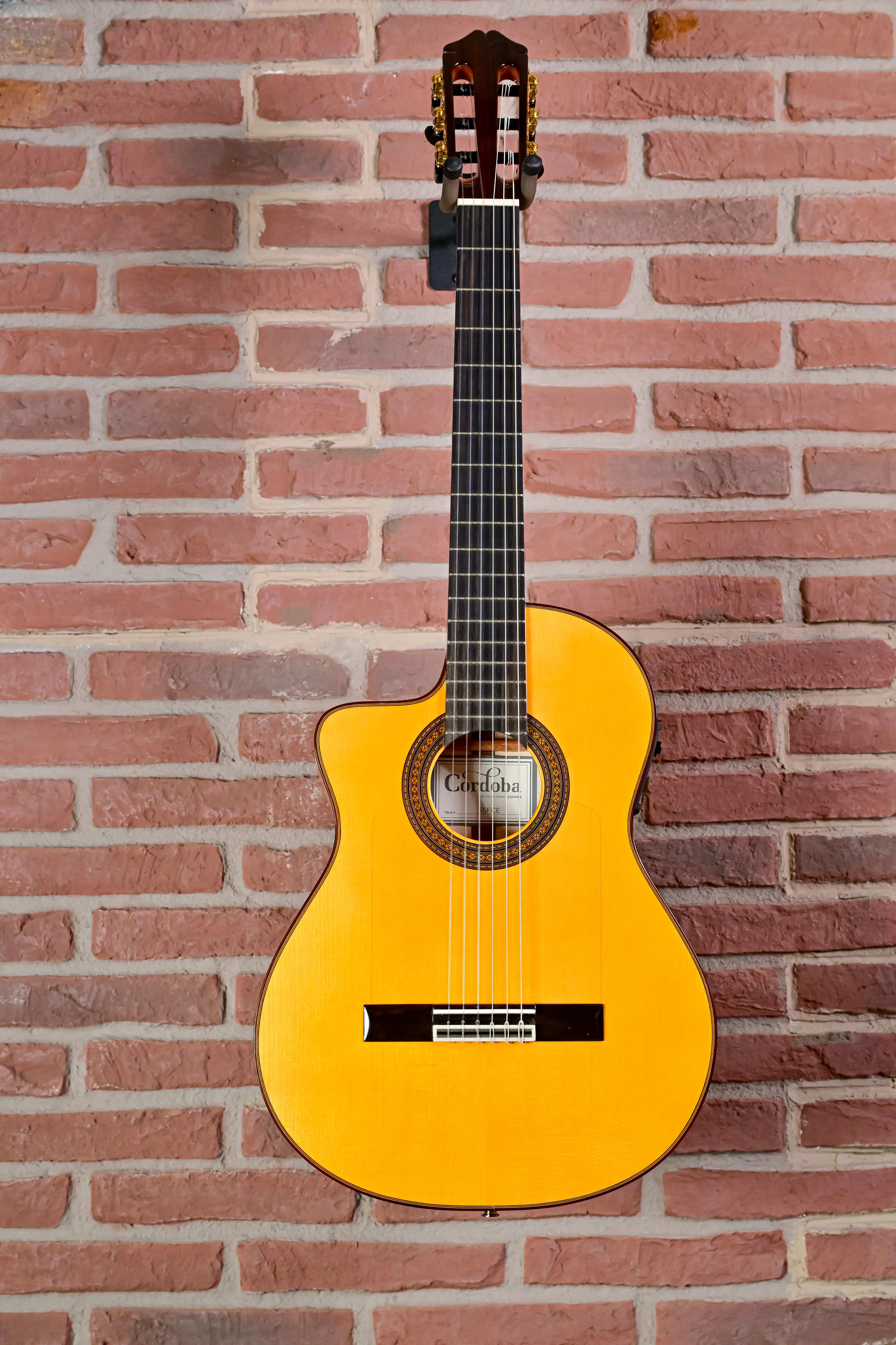 Espana 55FCE Lefty Thinbody Konzertgitarre Honey Amber (B-Stock)