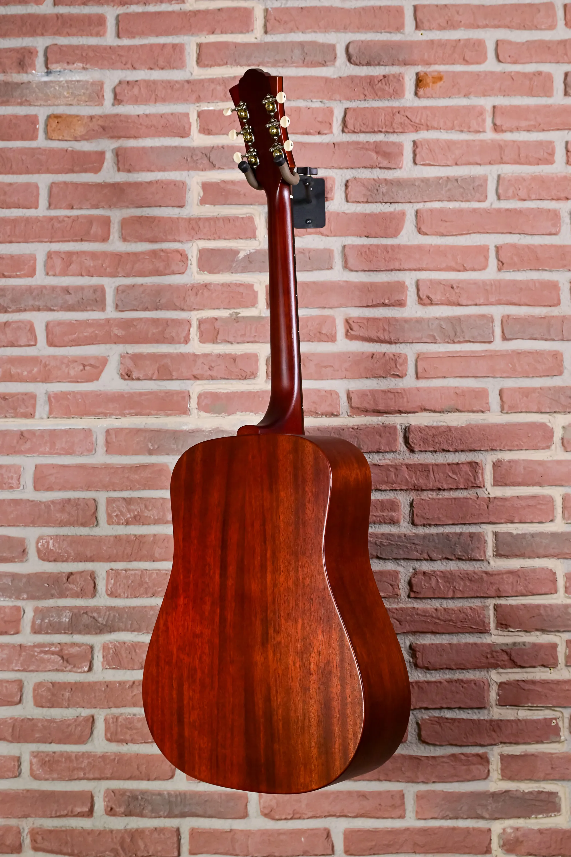 D-20 Natural USA Dreadnought