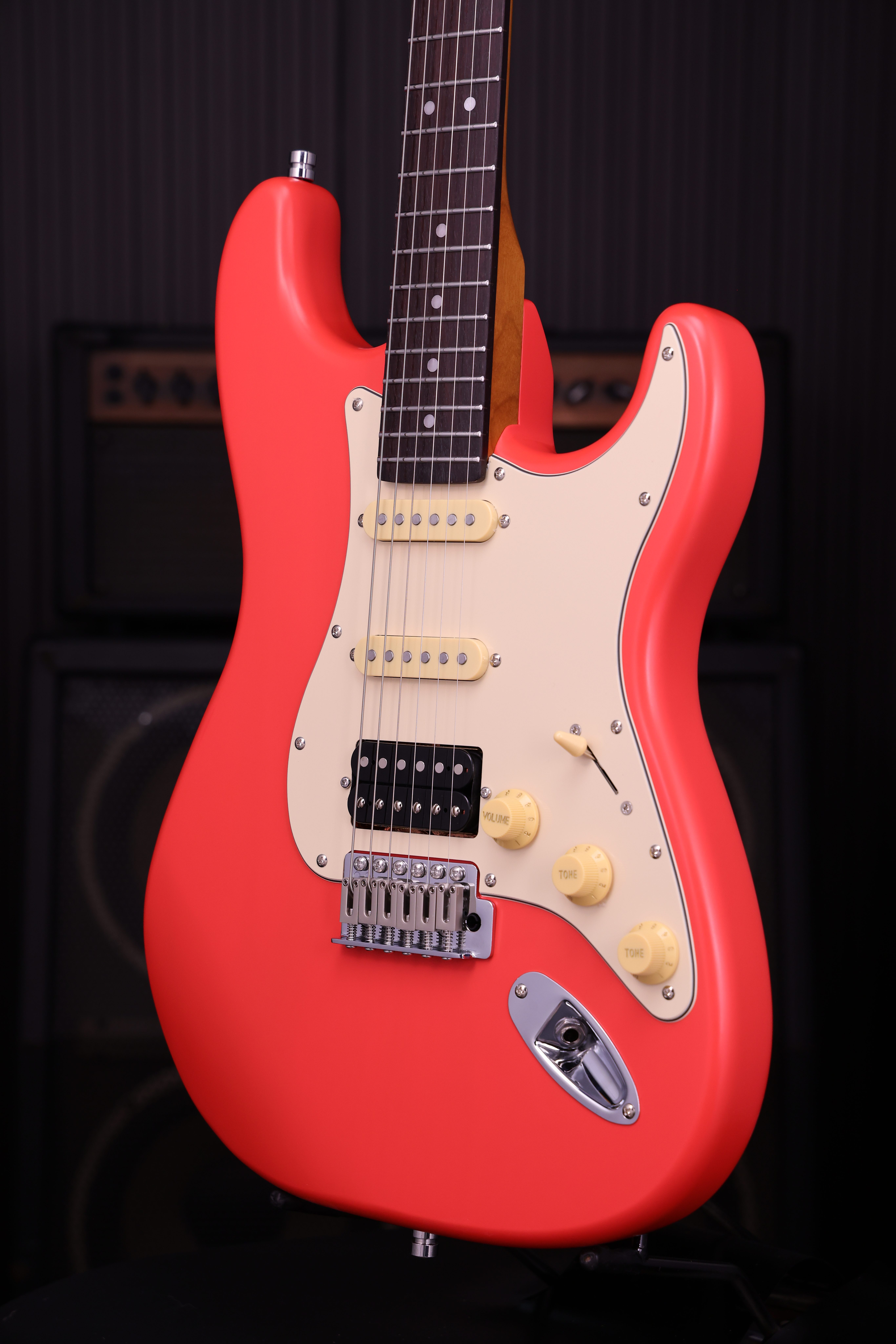 PS-4 Fiesta Red HSS ST-Style E-Gitarre