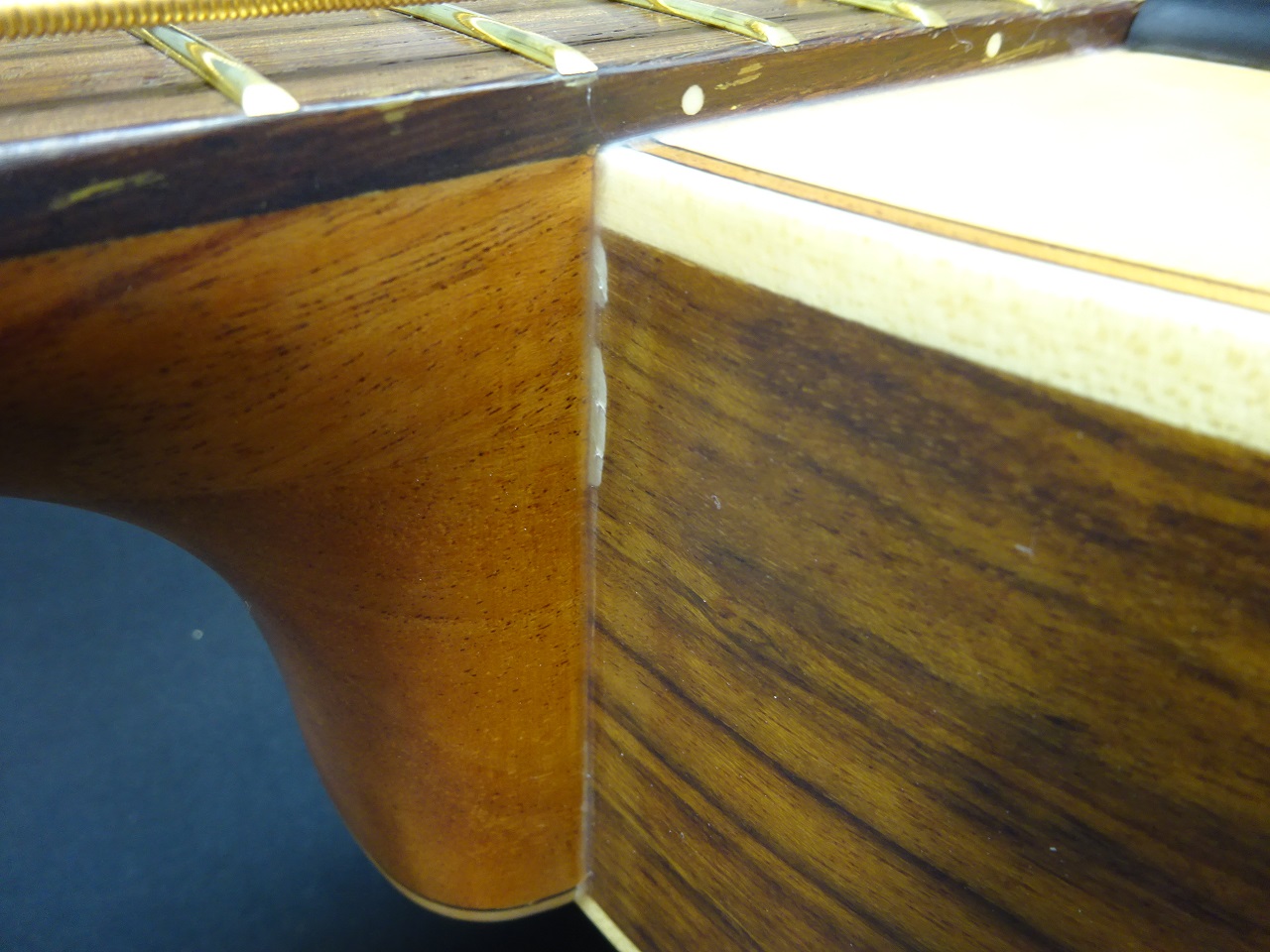 4-String - Natural Transparent Satin "B-Stock"