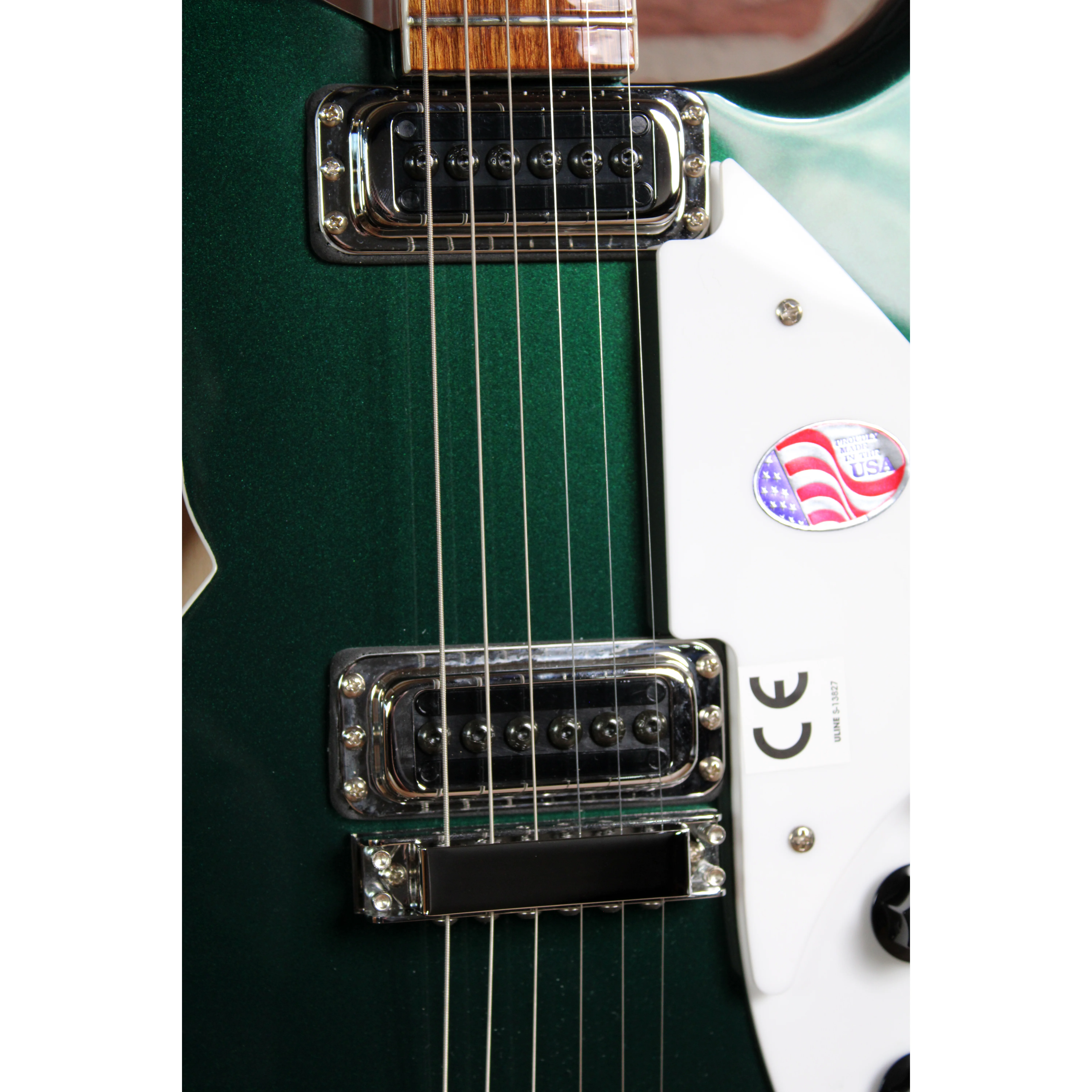 Rickenbacker 360 Midnight Green Nahaufnahme Pickups