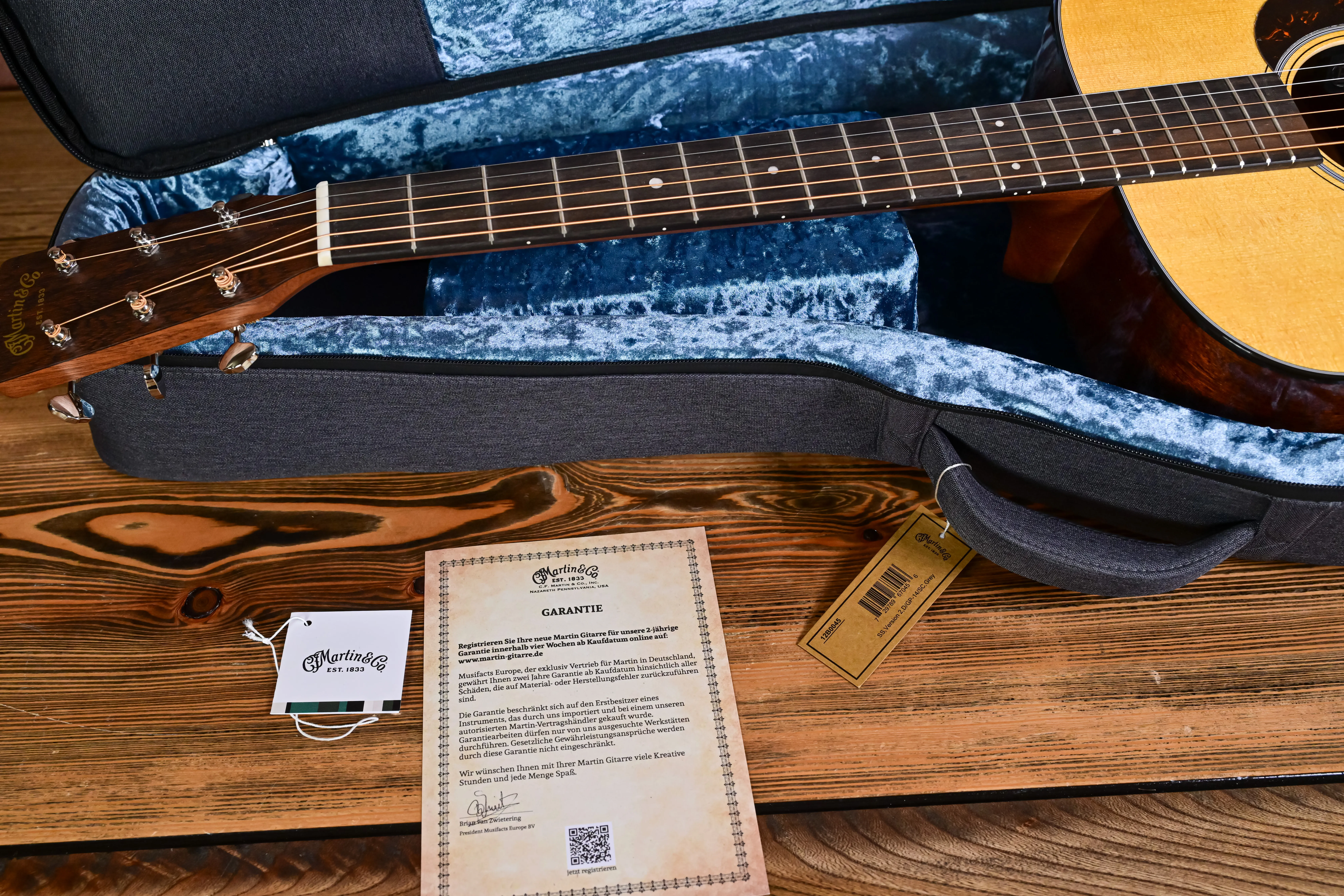 D-12E Retro Dreadnought Westerngitarre