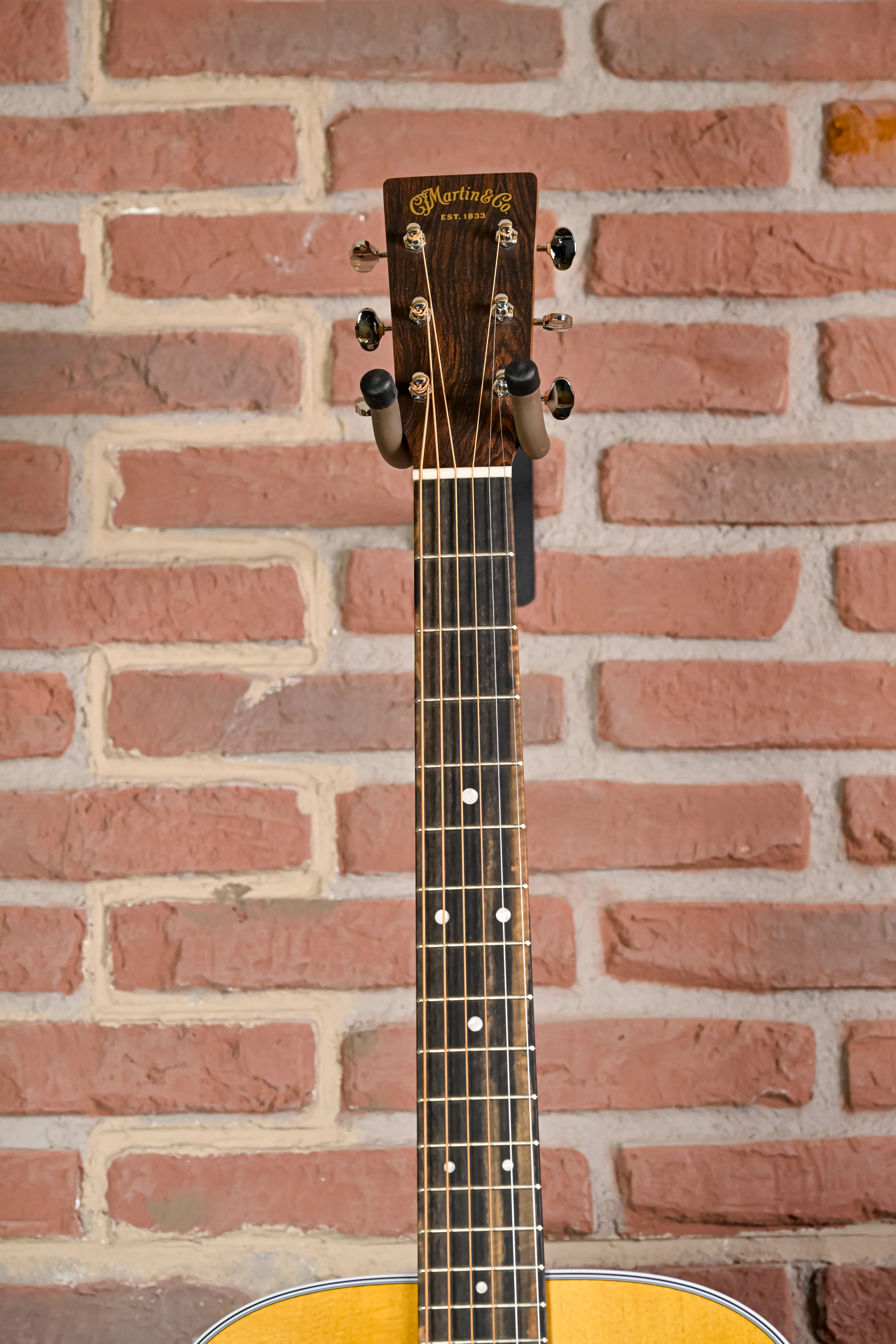 D-13E Retro Walnut Dreadnought Westerngitarre
