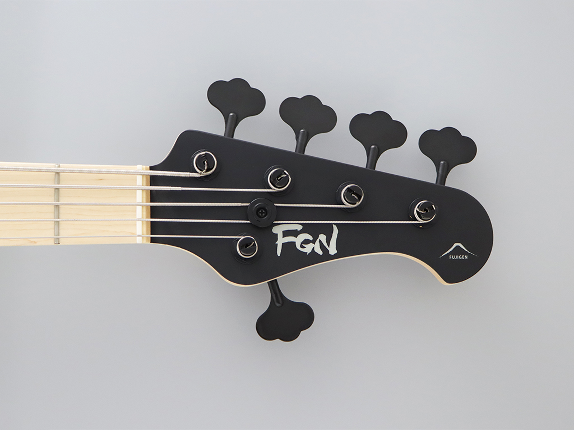 J-Standard Mighty Jazz DE Open Pore Black E-Bass