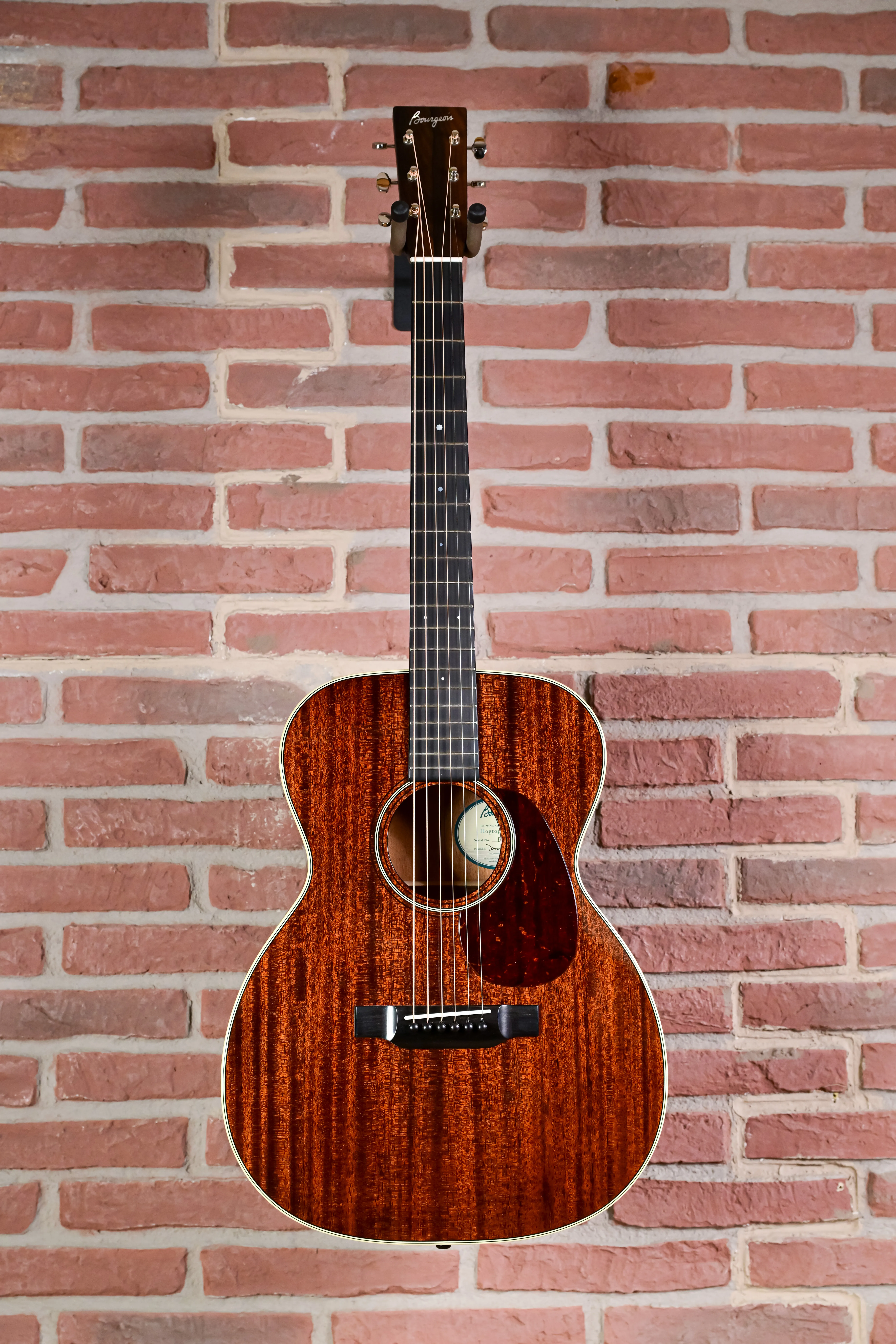 00-14 Hogtop Akustikgitarre All Mahogany