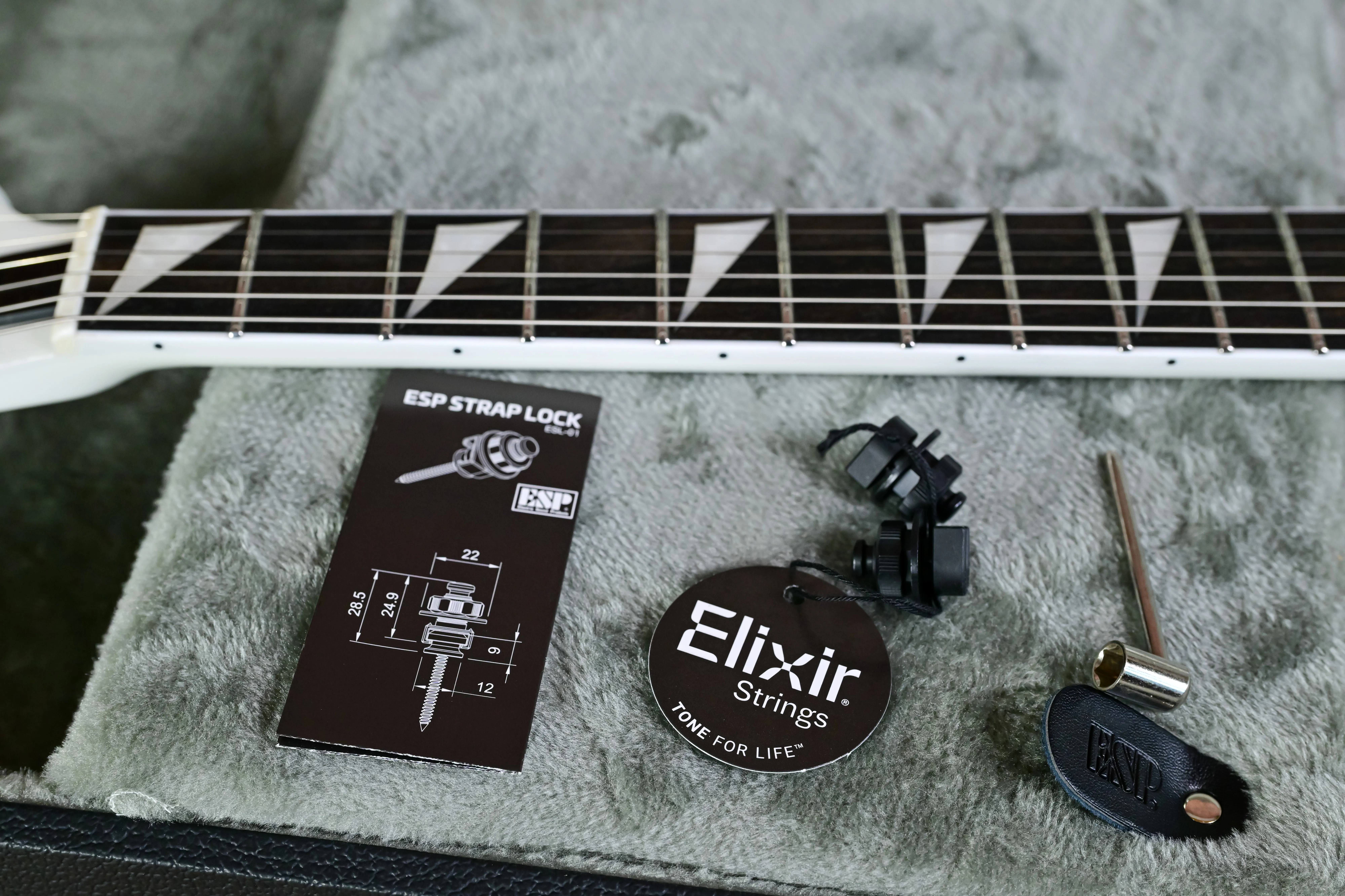 E-II Arrow NT Snow White