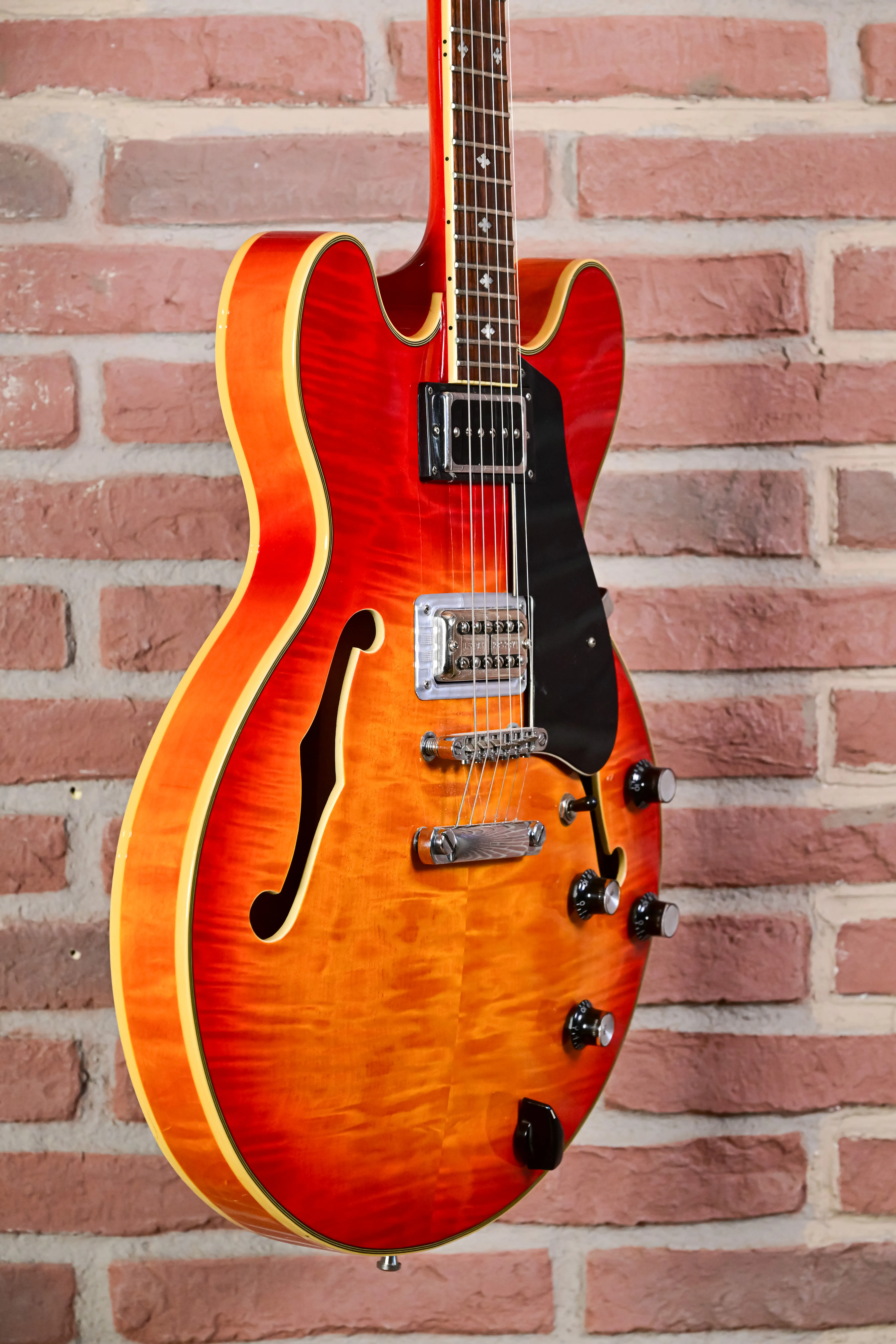 ES Style Semihollow (kommissionware)