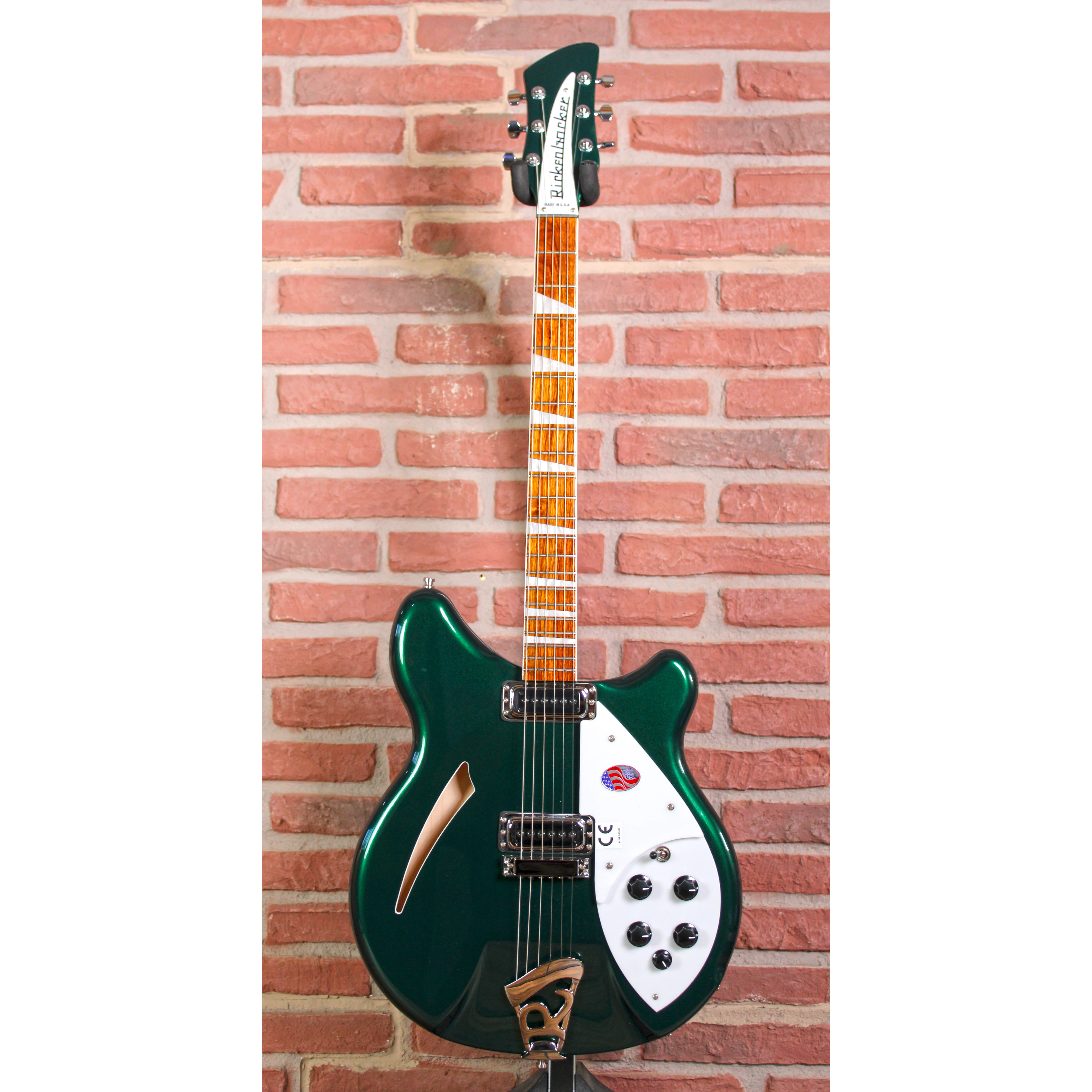 Rickenbacker 360 Midnight Green 2025 Limited Edition Frontansicht