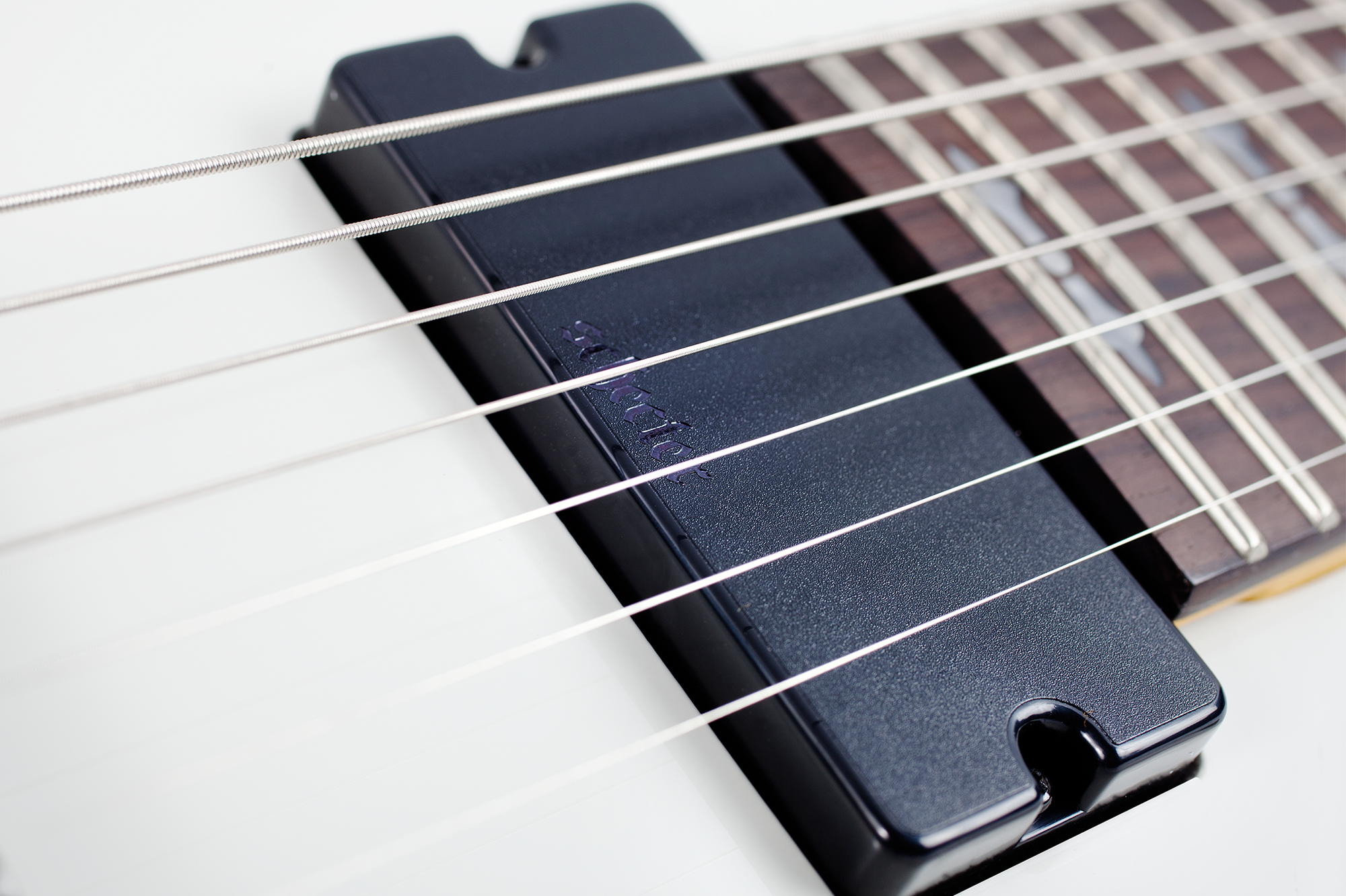 Demon 7 Vintage White
