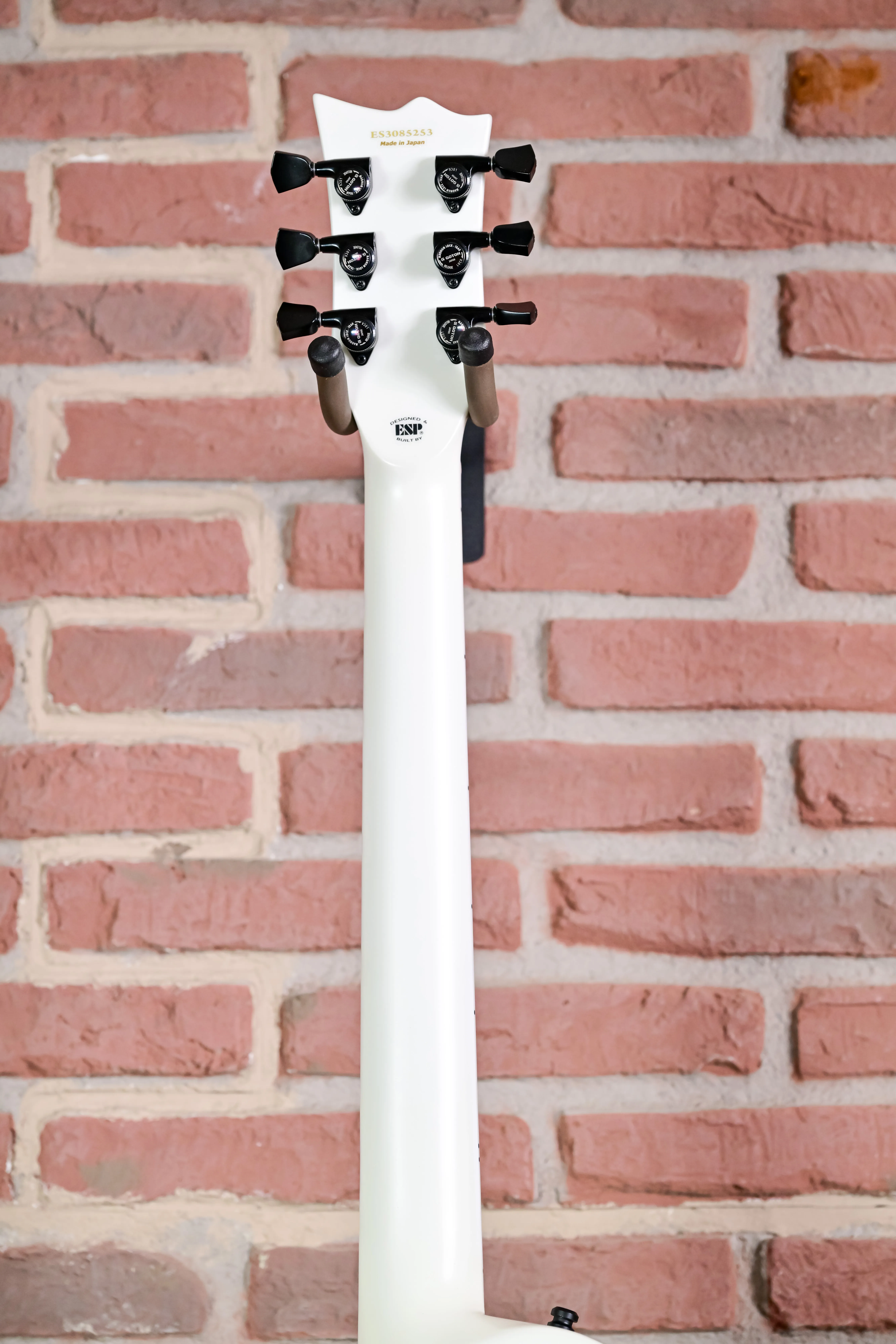 E-II Eclipse Snow White Satin