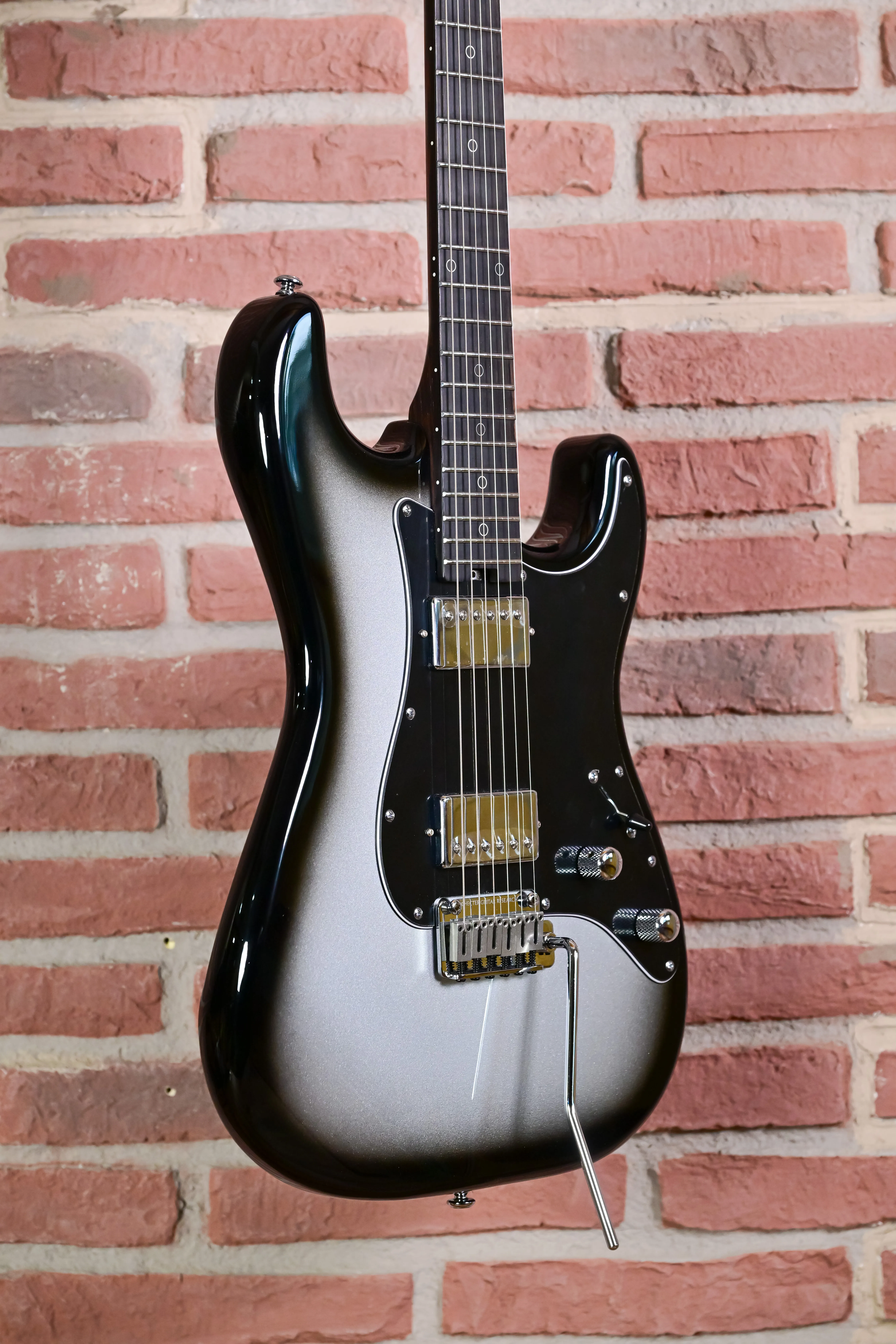Nick Johnston Handsigned Traditional HH Atomic Mercury IM25121351