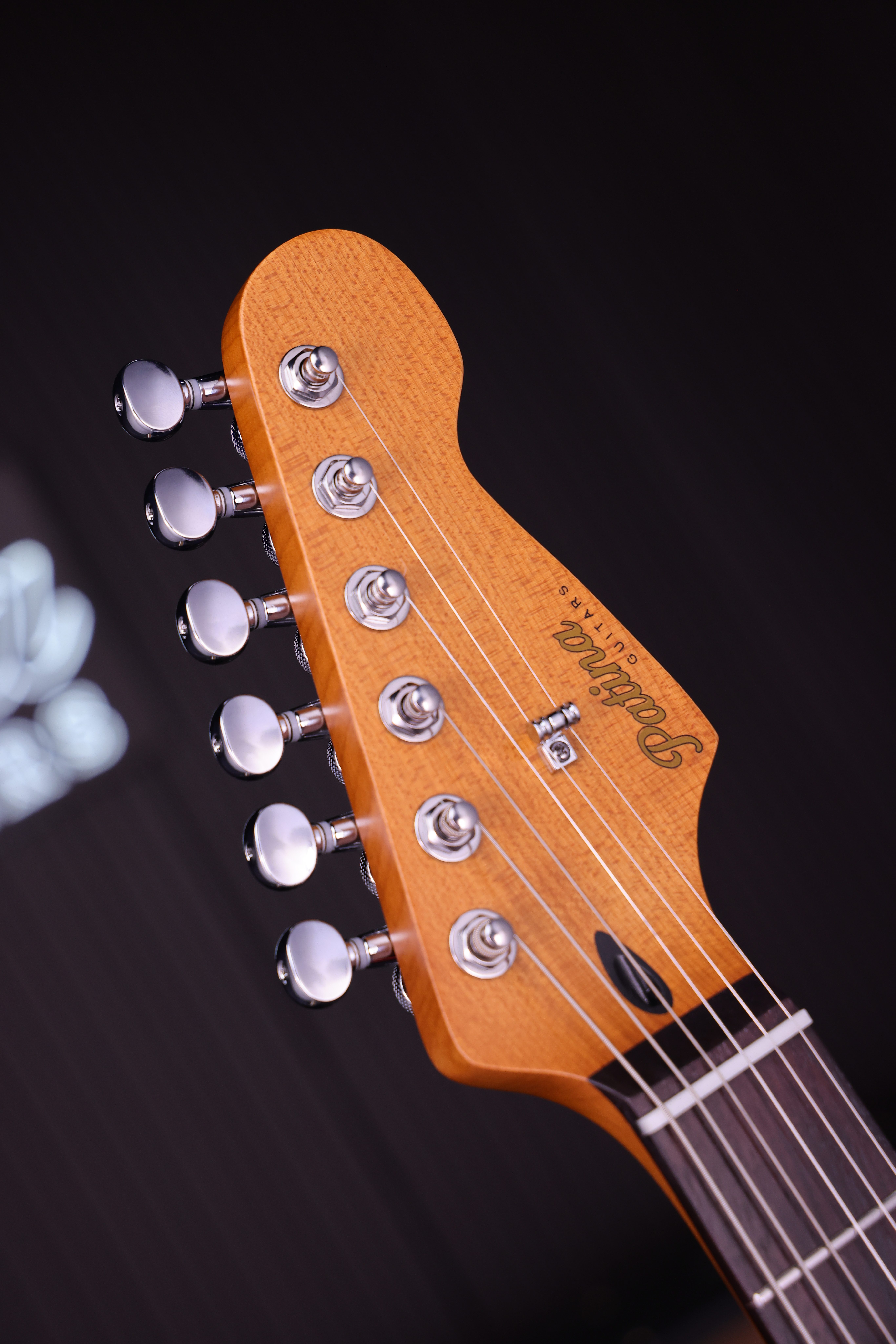 PS-4 Fiesta Red HSS ST-Style E-Gitarre