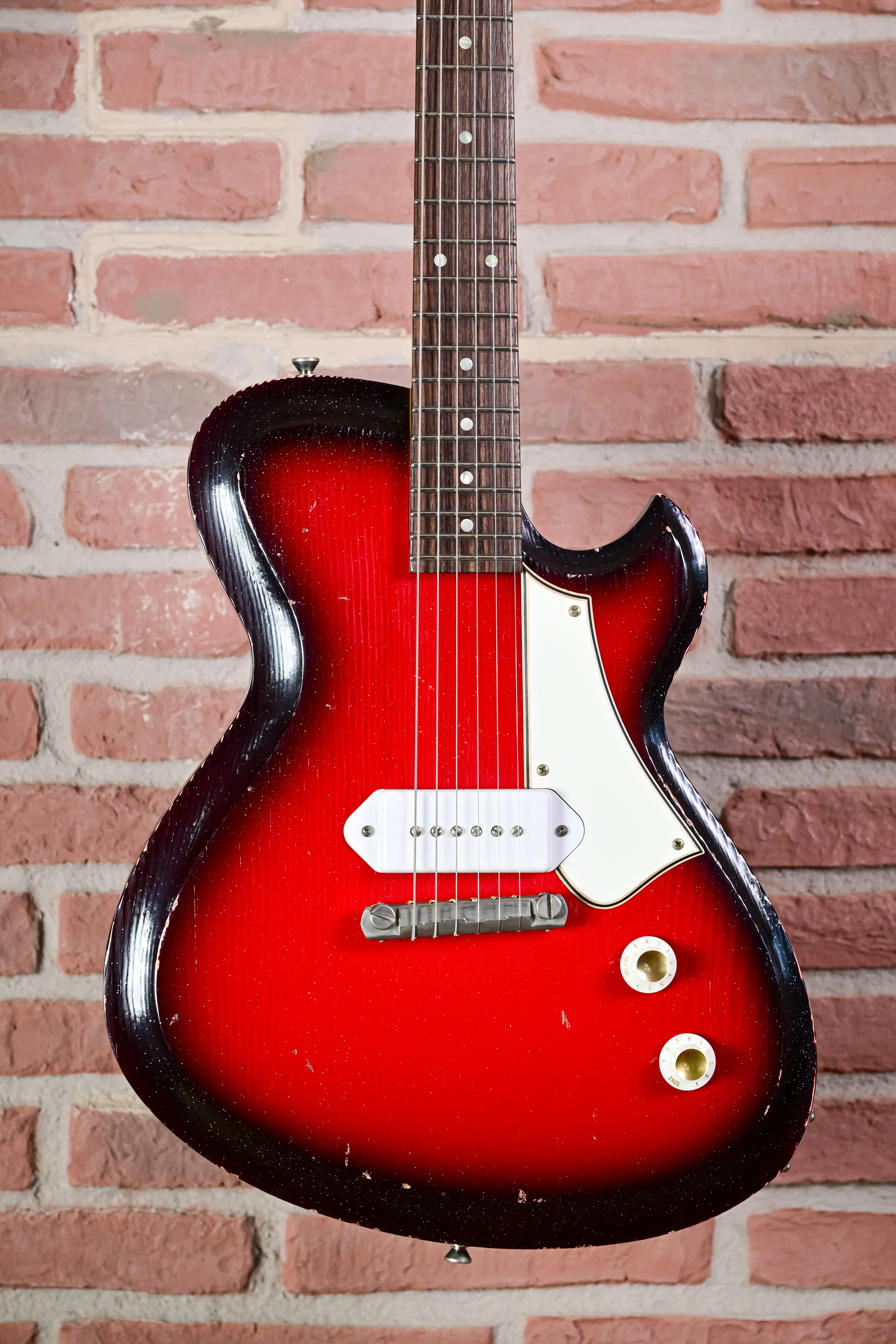 Solus M1 Silvertone Burst 3-Ply Parchment Light
