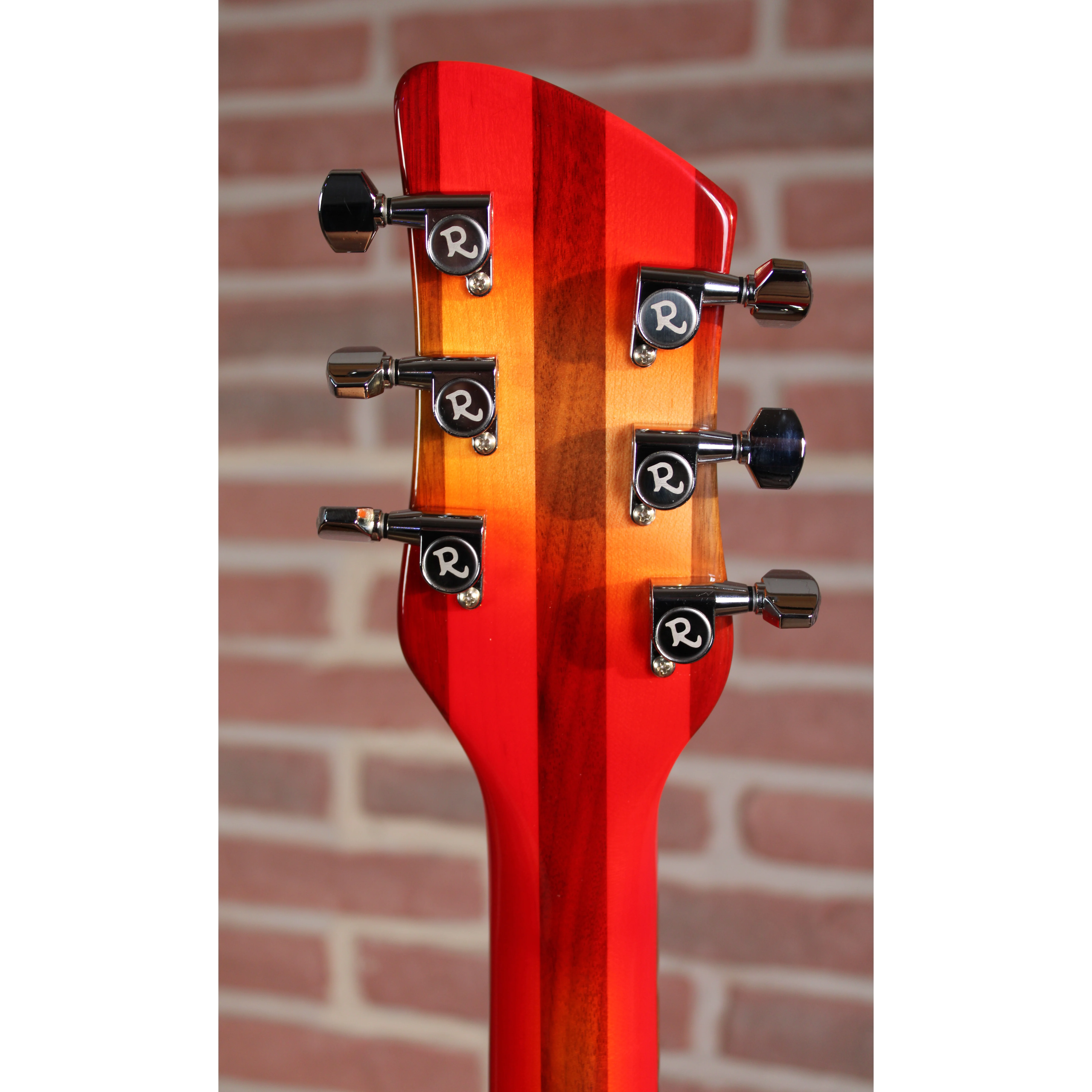 Rickenbacker 330 Fireglo Kopf Rückseite mit Schrauben der Mechaniken