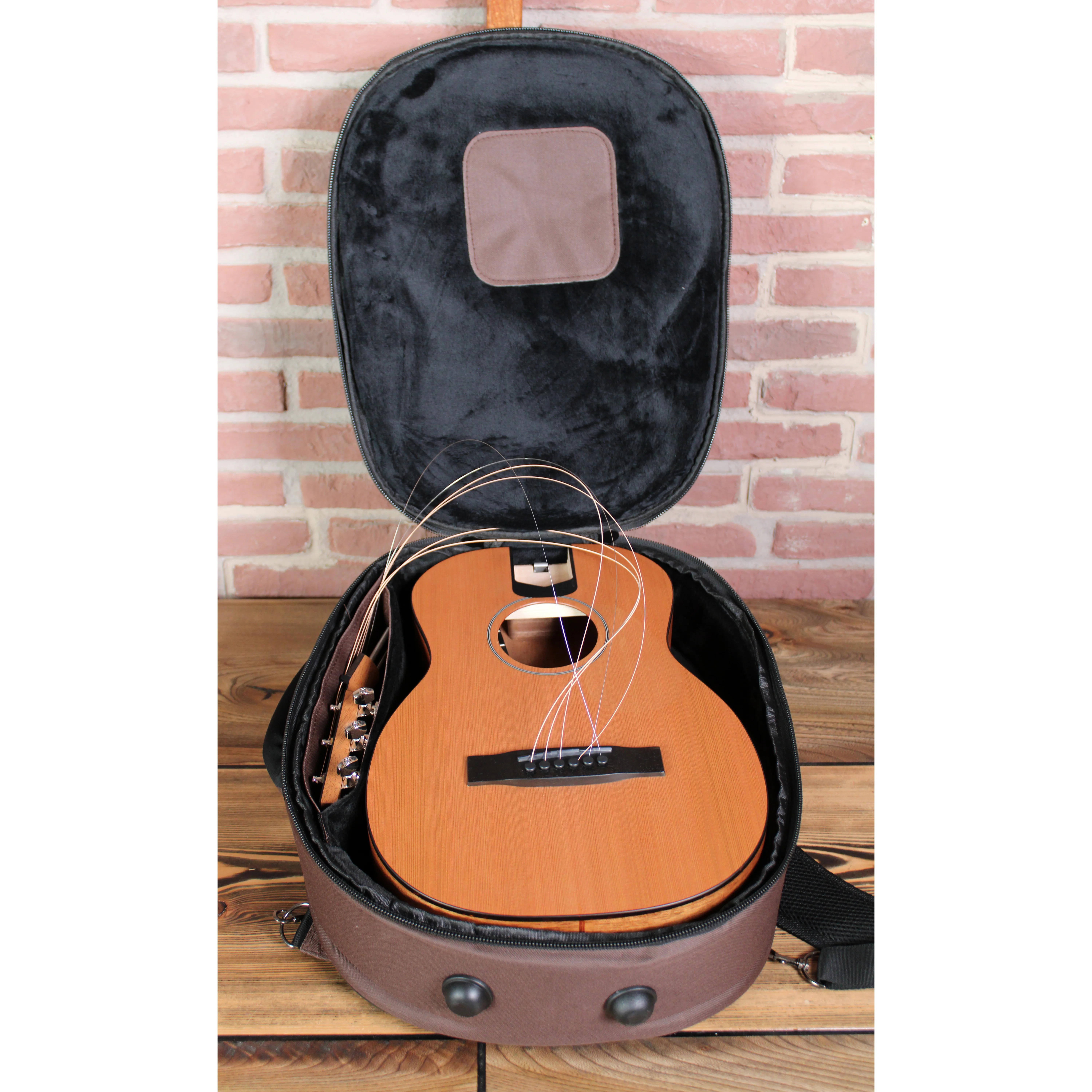 Furch LJ 10-CM Little Jane Travelguitar im Premium-Gigbag