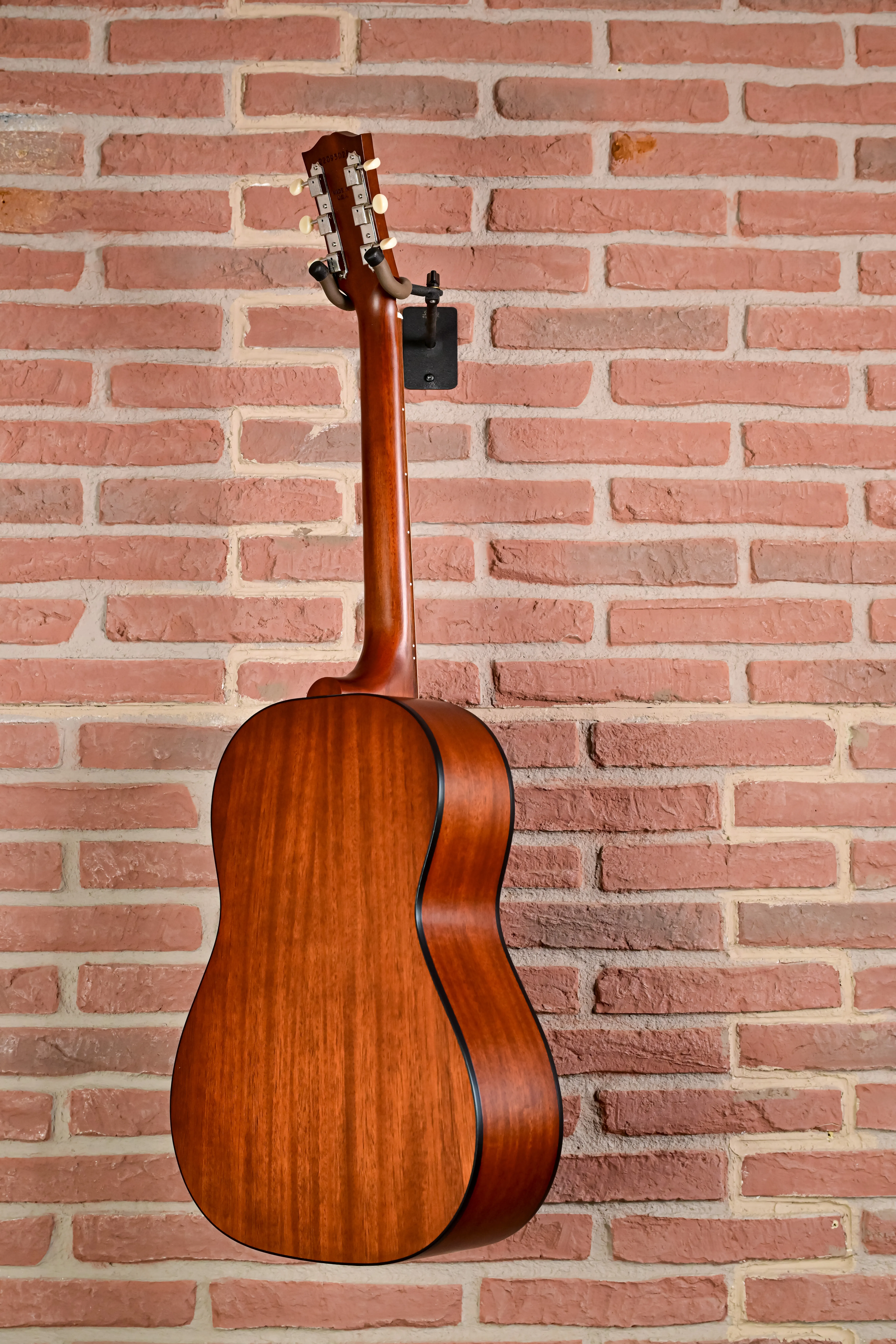 LG-2 All Mahogany -  Faded Natural