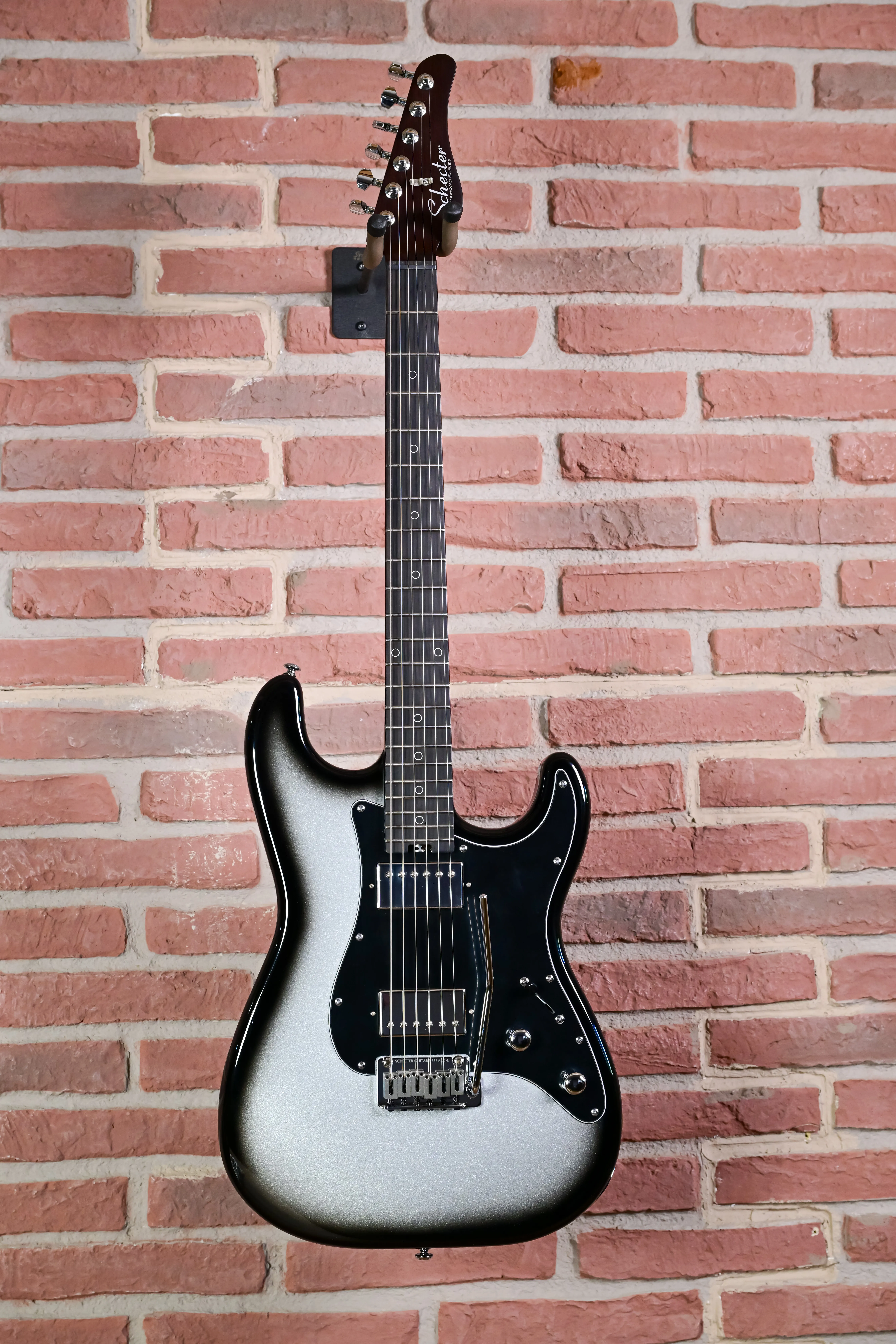 Nick Johnston Handsigned Traditional HH Atomic Mercury IM25121277