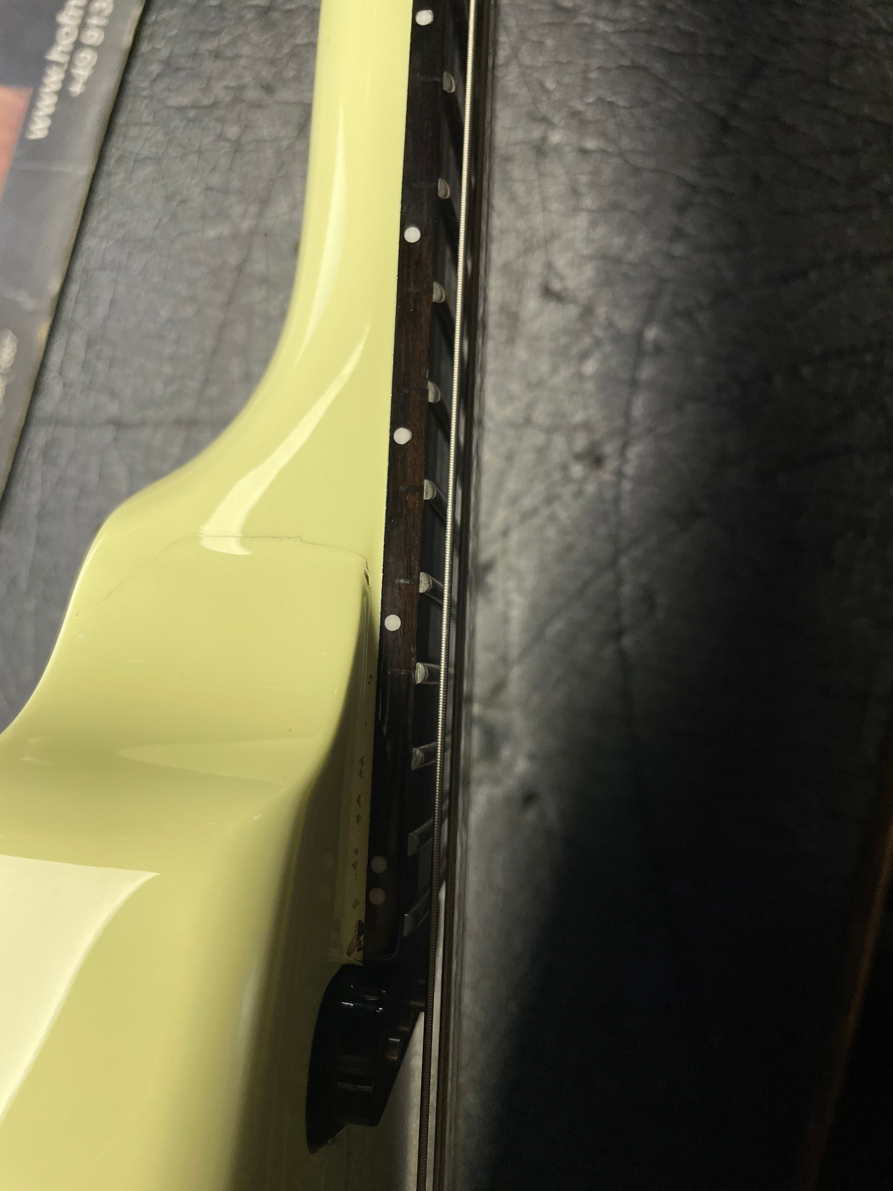 D-Series Artist Line WH-1 (Fishman Fluence) - Solid Creme White High Polish (B-Stock)