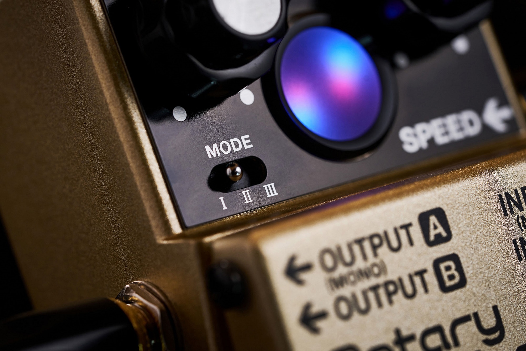 Boss RT-2 von oben – kompaktes Design mit robustem Gehäuse