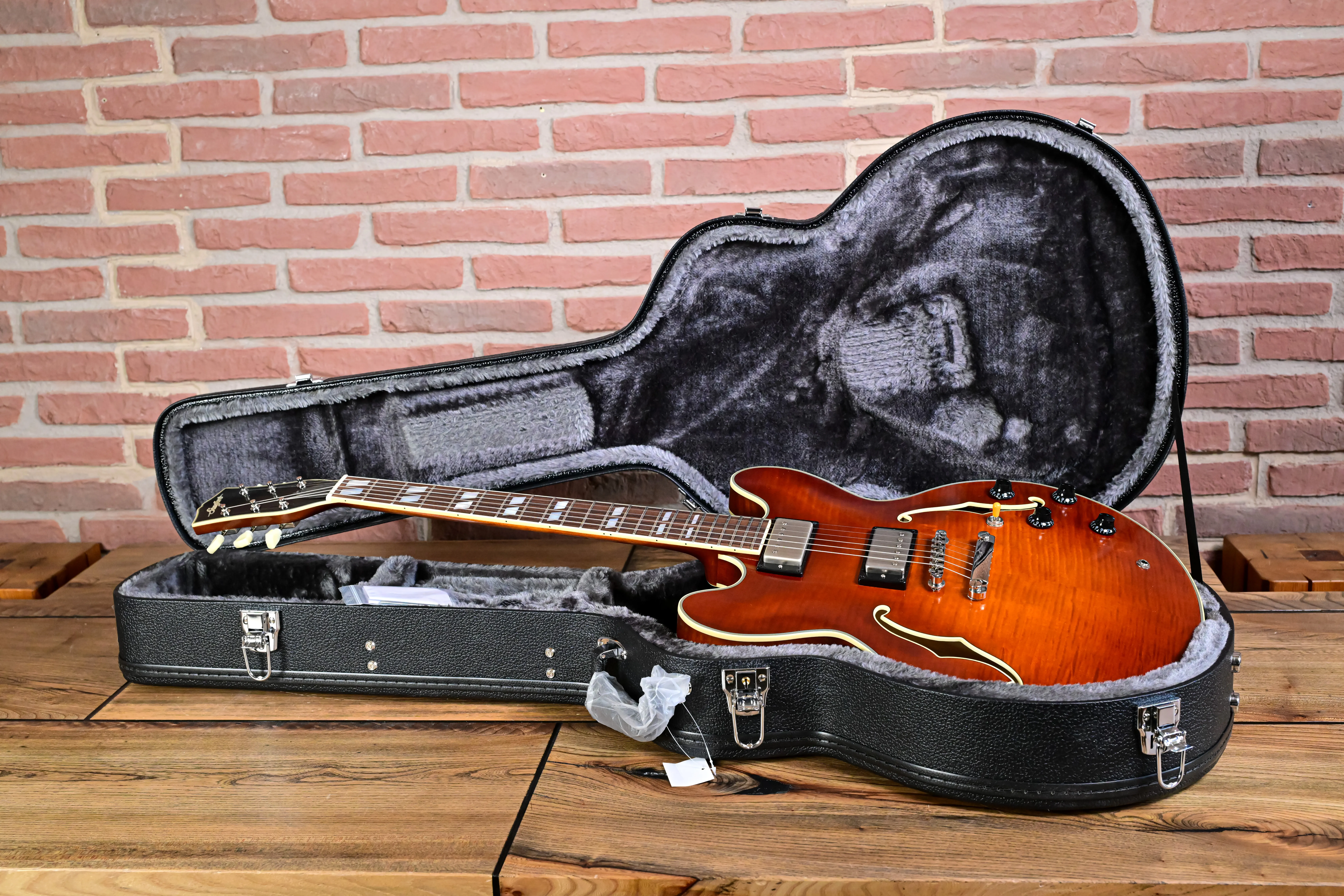 CR Thinline 35 Antique Violin Semi-Hollowbody