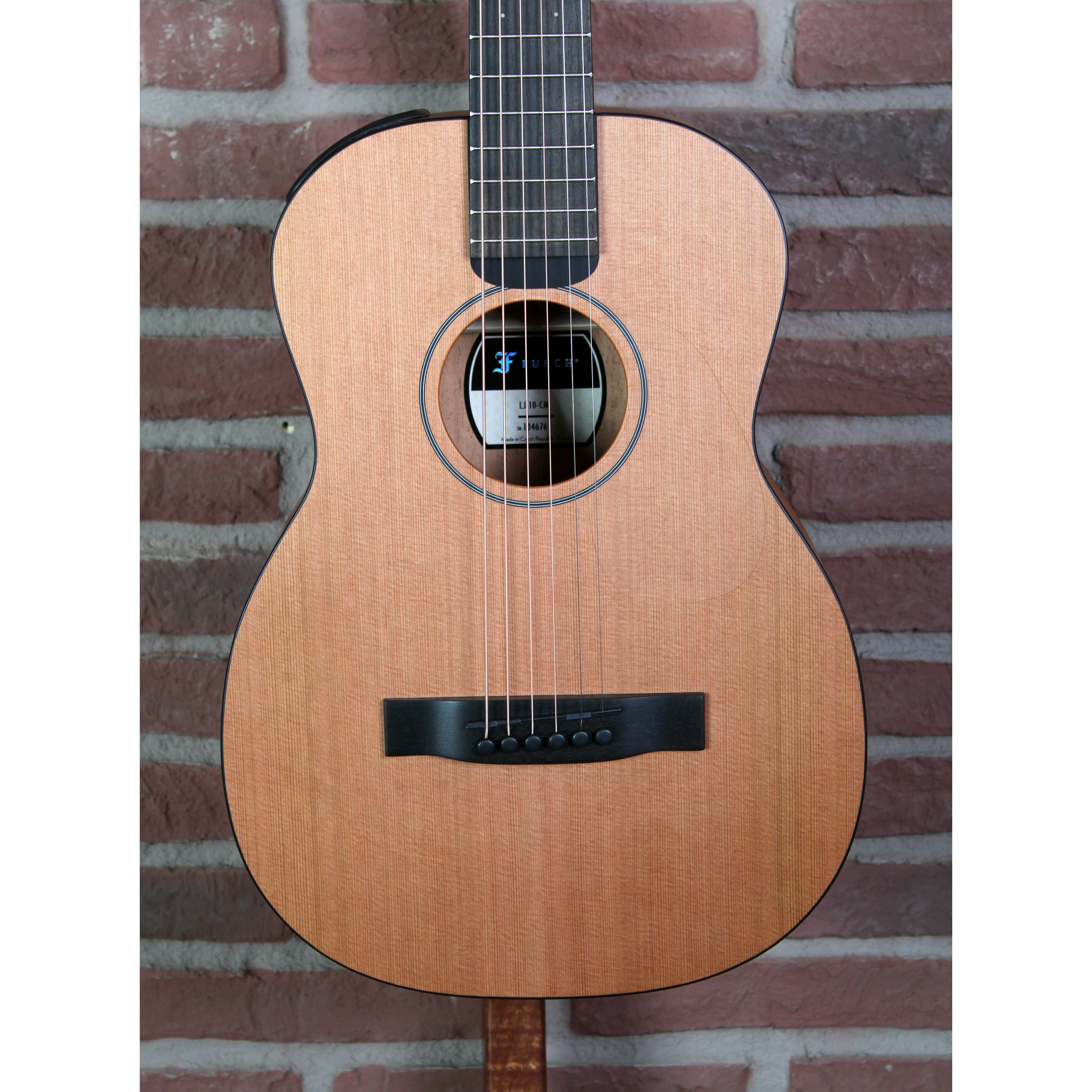 Furch LJ 10-CM Little Jane Travelguitar Detail Decke aus Roter Zeder  
