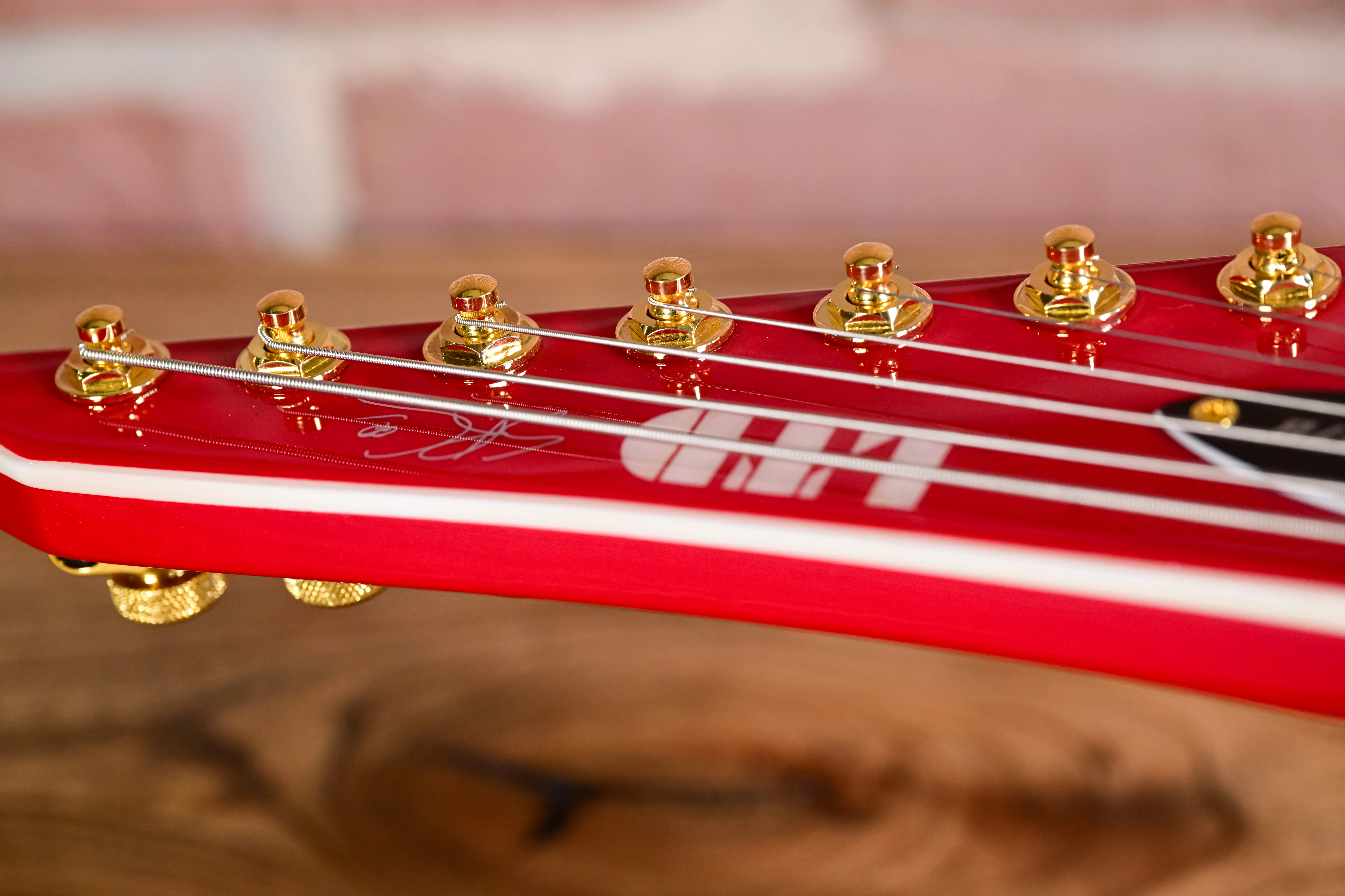SC-607B Magenta Metallic Stephen Carpenter Signature E-Gitarre