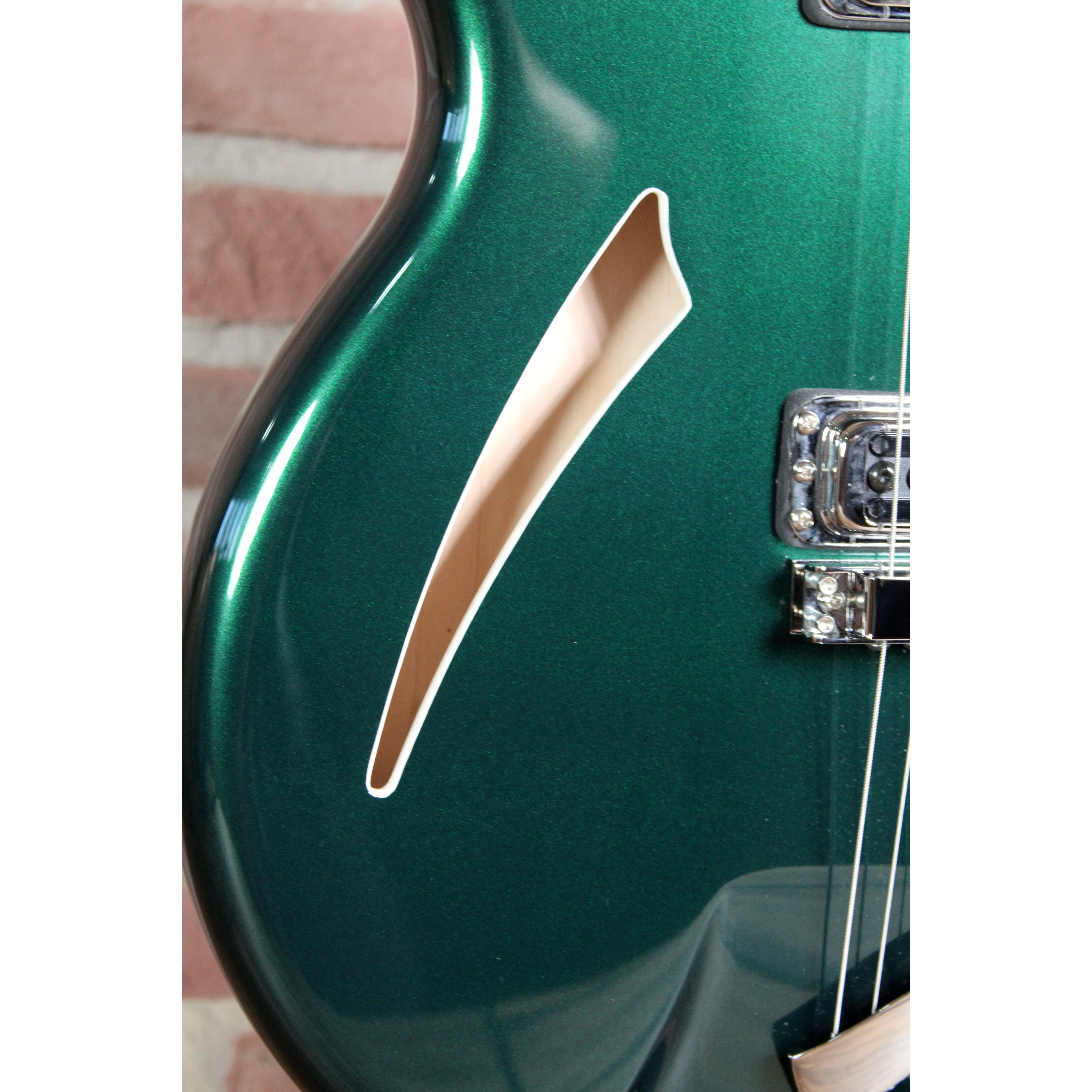 Rickenbacker 360 Metallic Midnight Green Lackierung