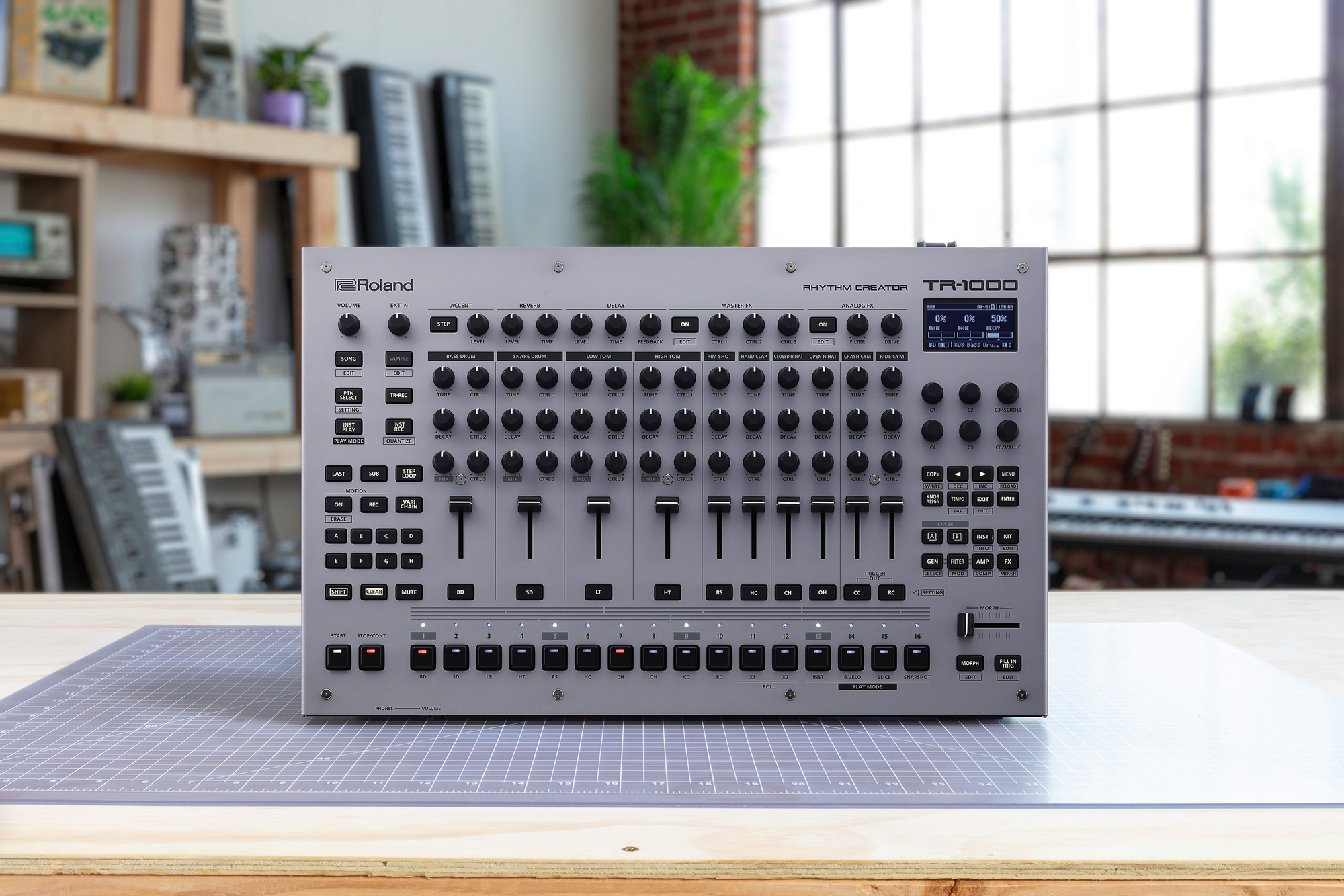 Roland TR-1000 Rhythm Creator Detailansicht Steuerung