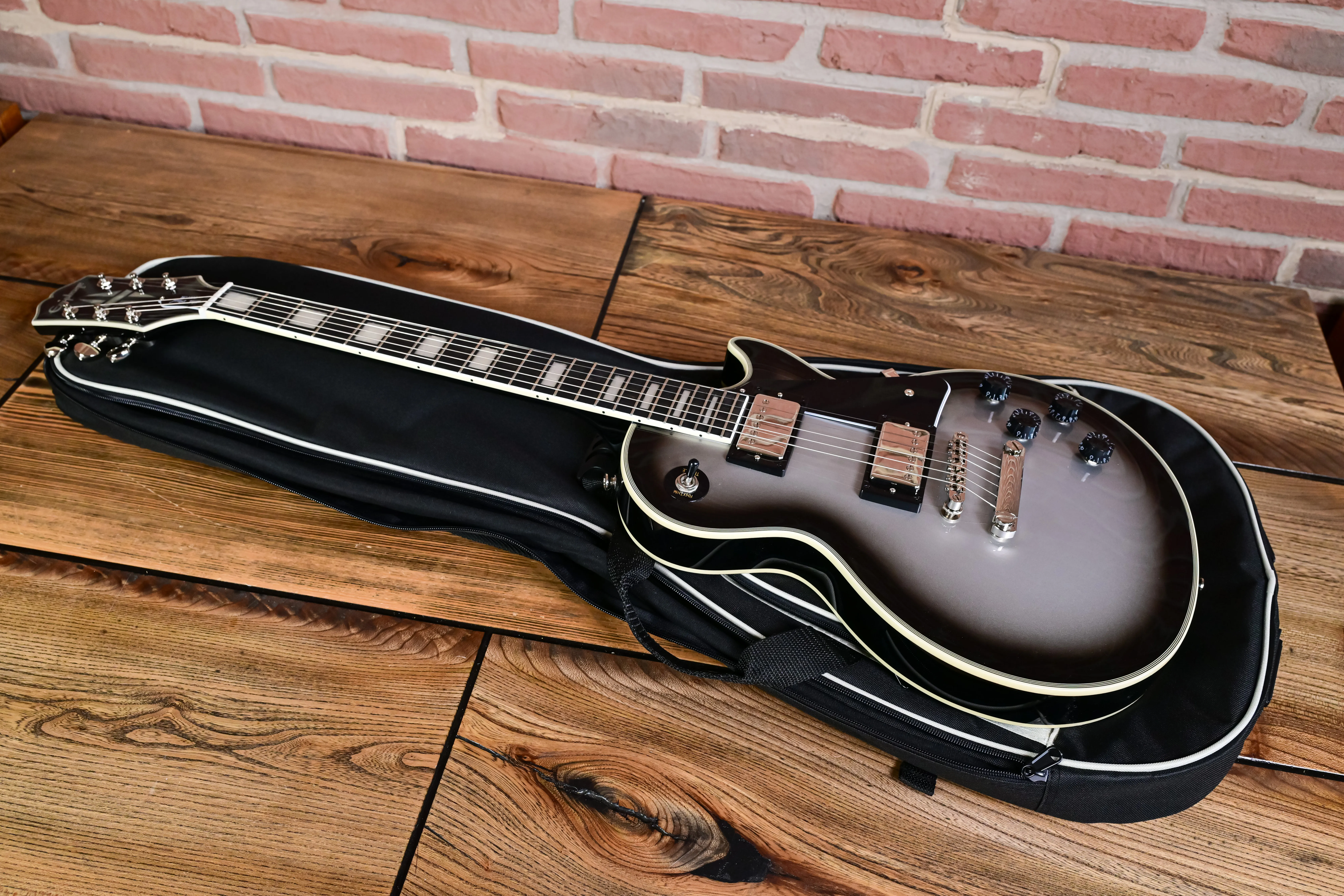 Les Paul Custom Silverburst