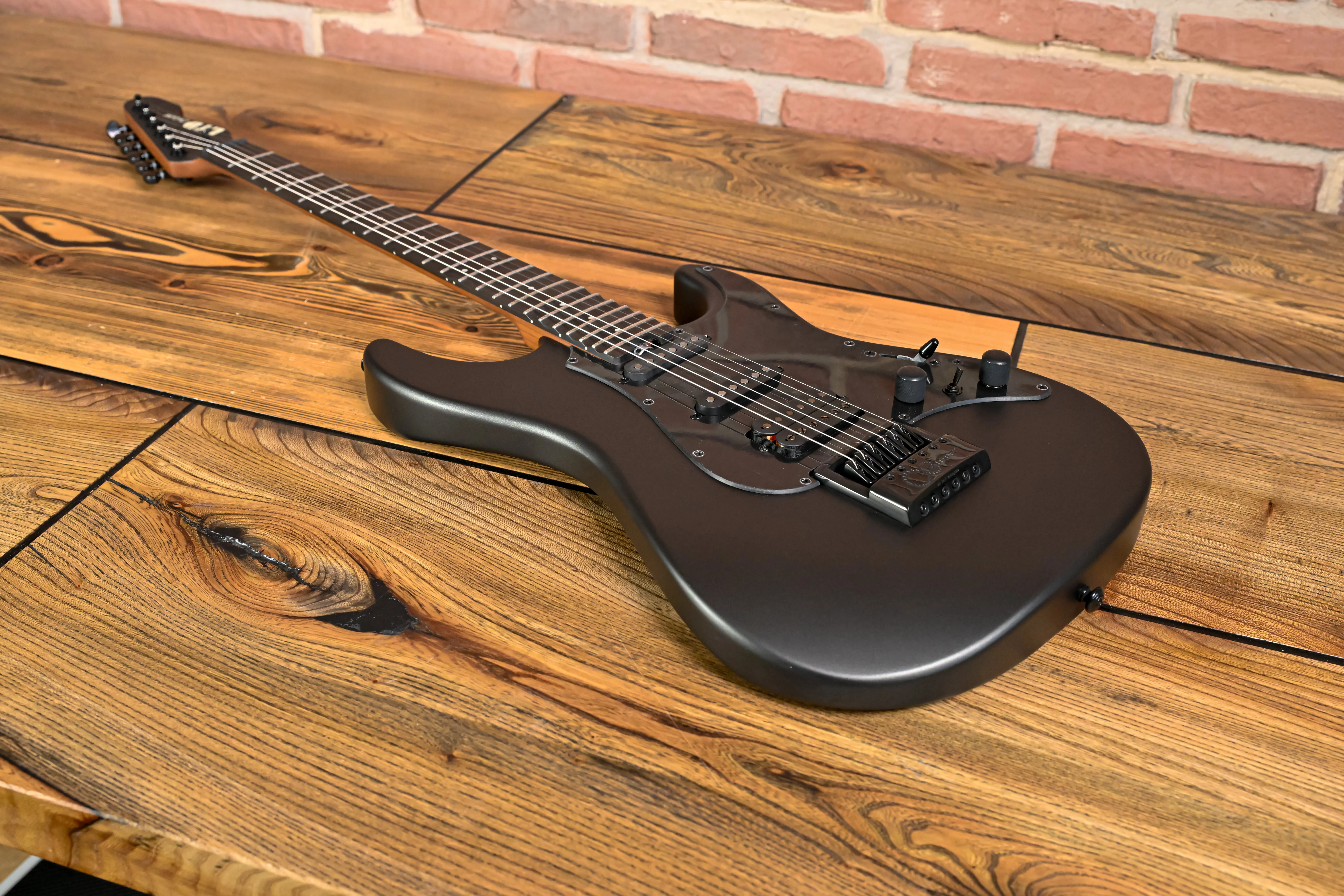 SN-1000 EverTune Charcoal Metallic Satin