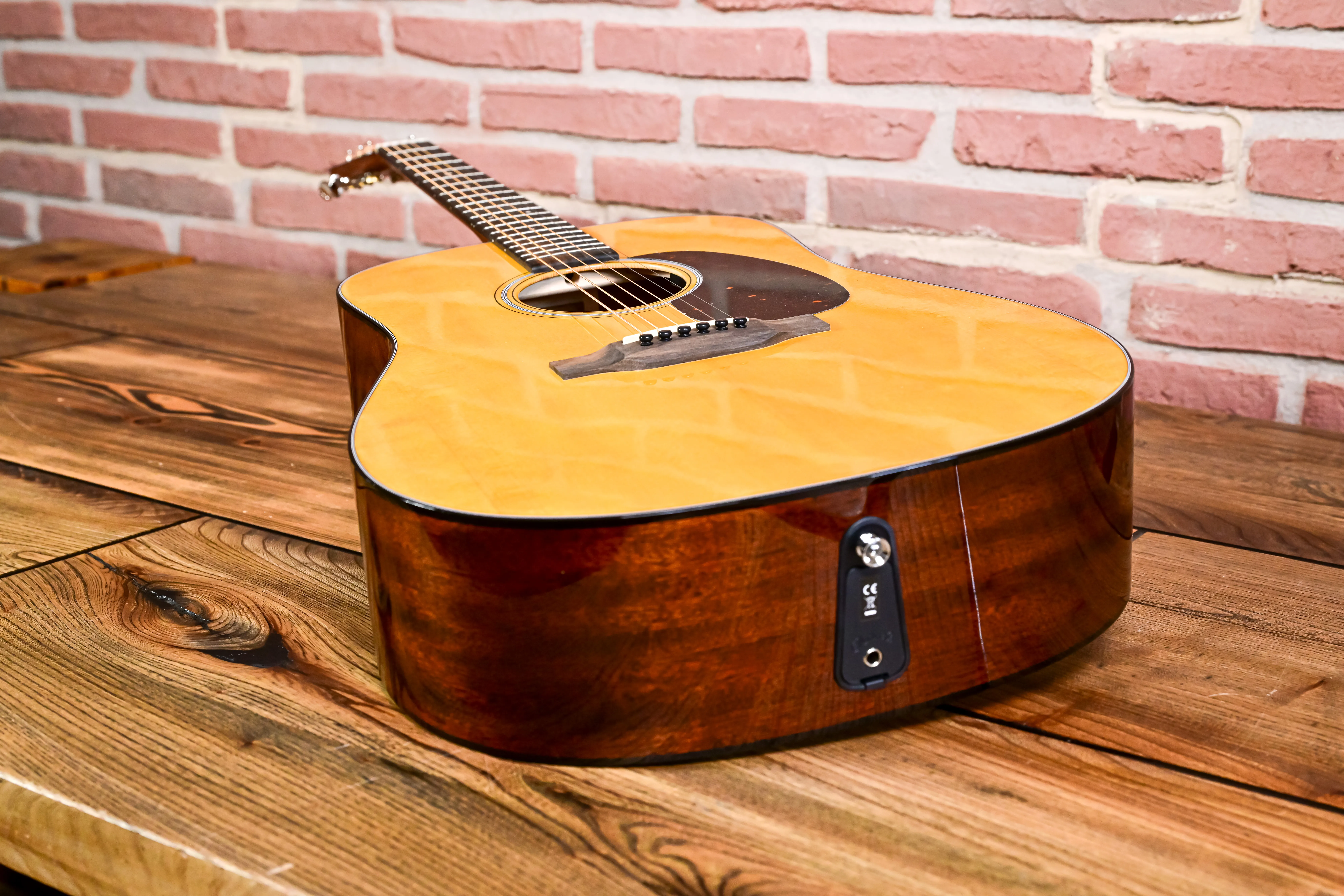 D-12E Retro Dreadnought Westerngitarre