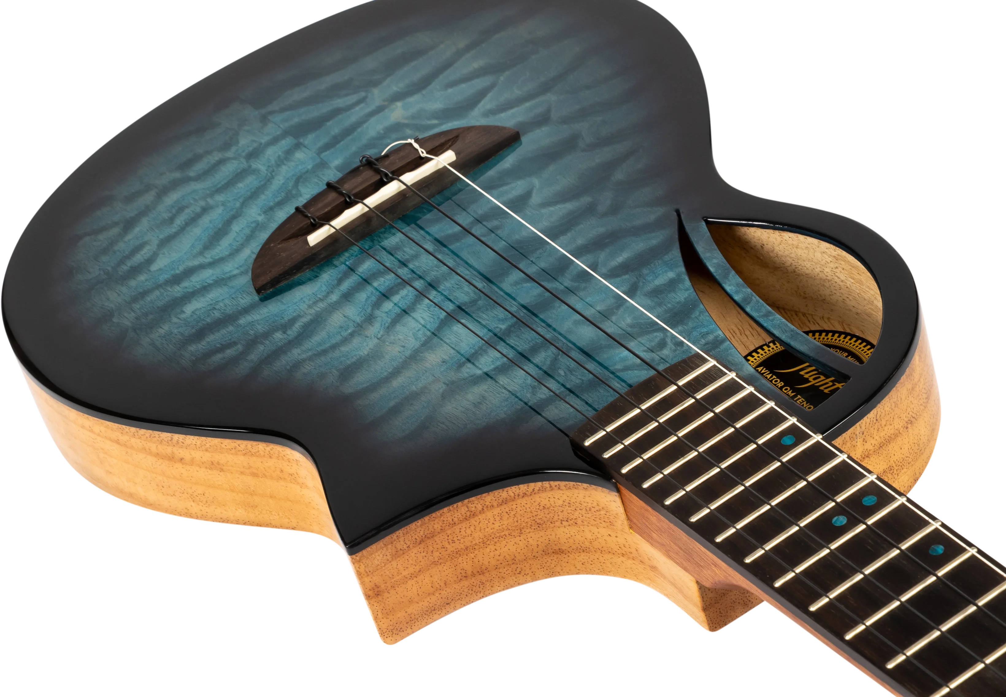 Aviator Quilted Maple Tenor Ukulele CE   
