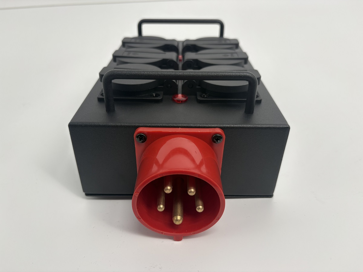 Power box BO-6-PW