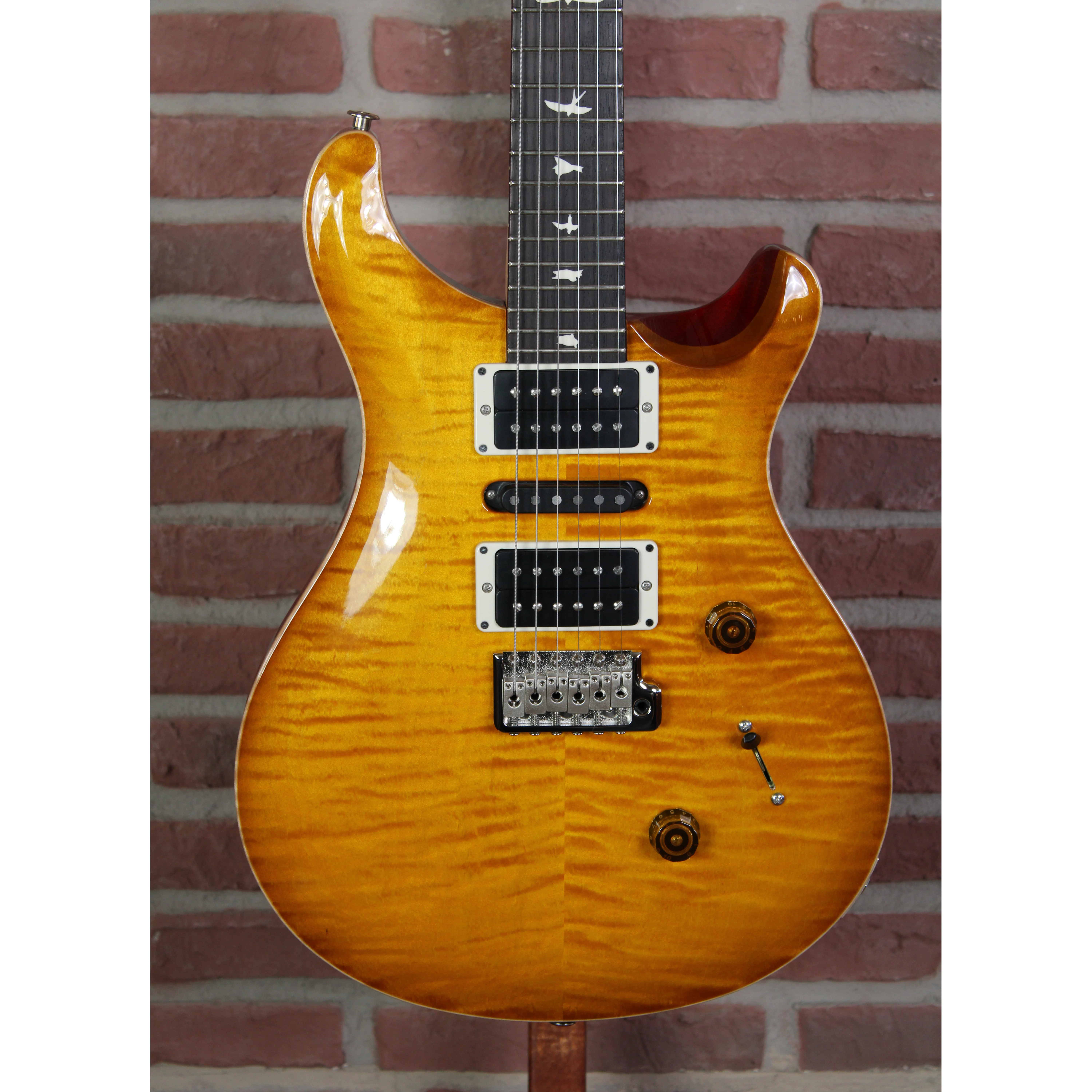 PRS CE 24 LTD McCarty Sunburst Mahagonikorpus Nahaufnahme