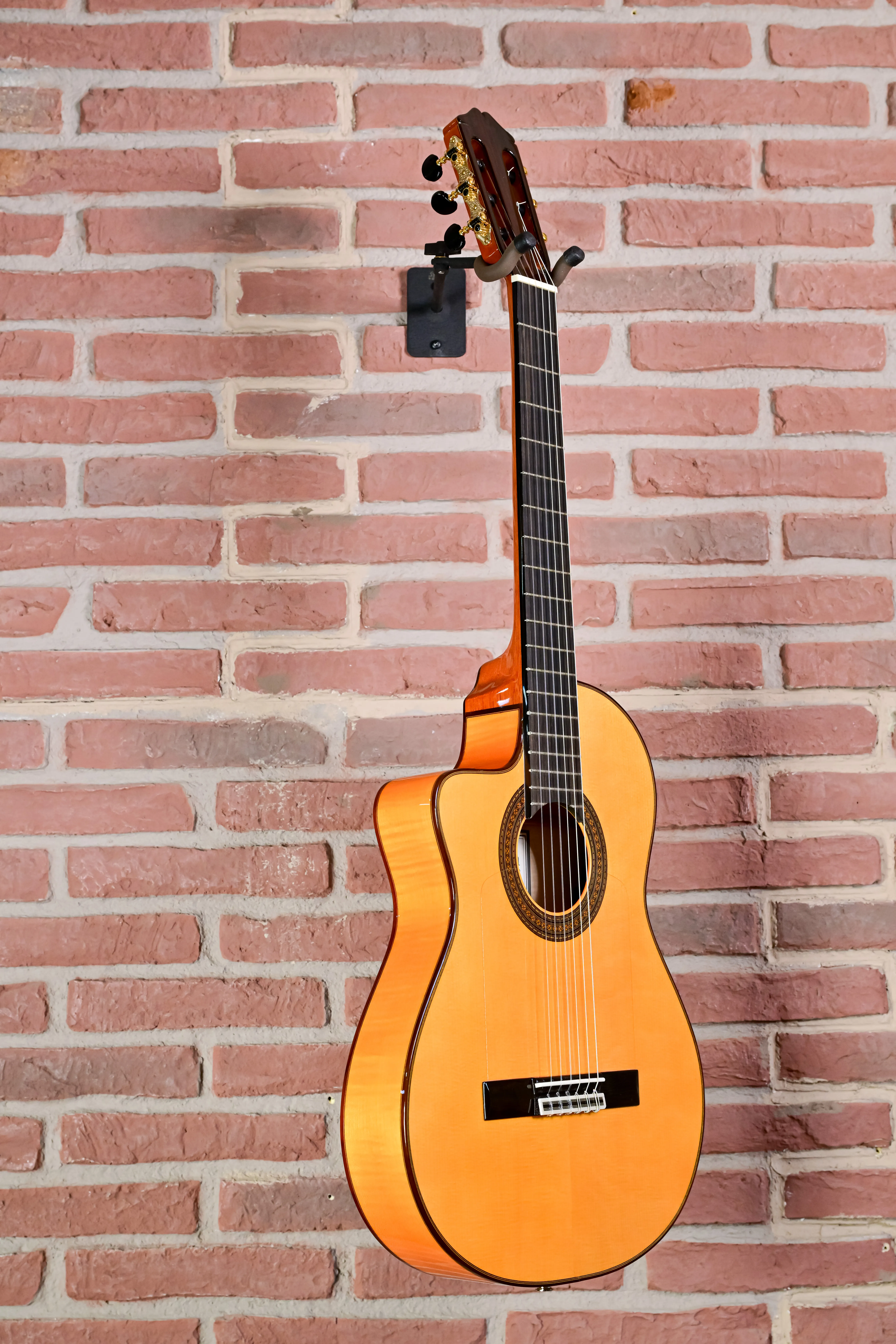Espana 55FCE Lefty Thinbody Konzertgitarre Honey Amber (B-Stock)