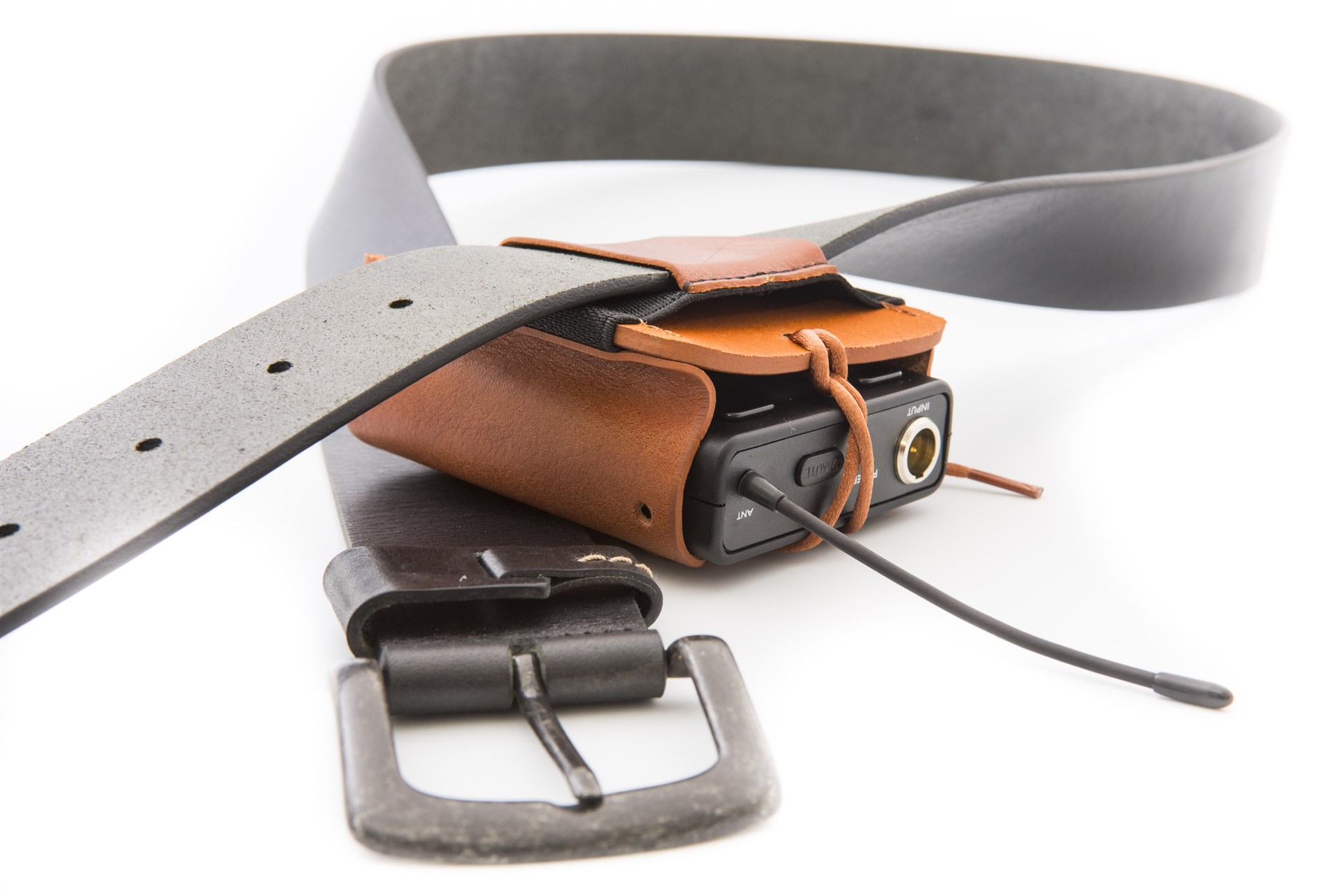 Wireless Pocket In-Ear transmitter Leather-Pouch Brown