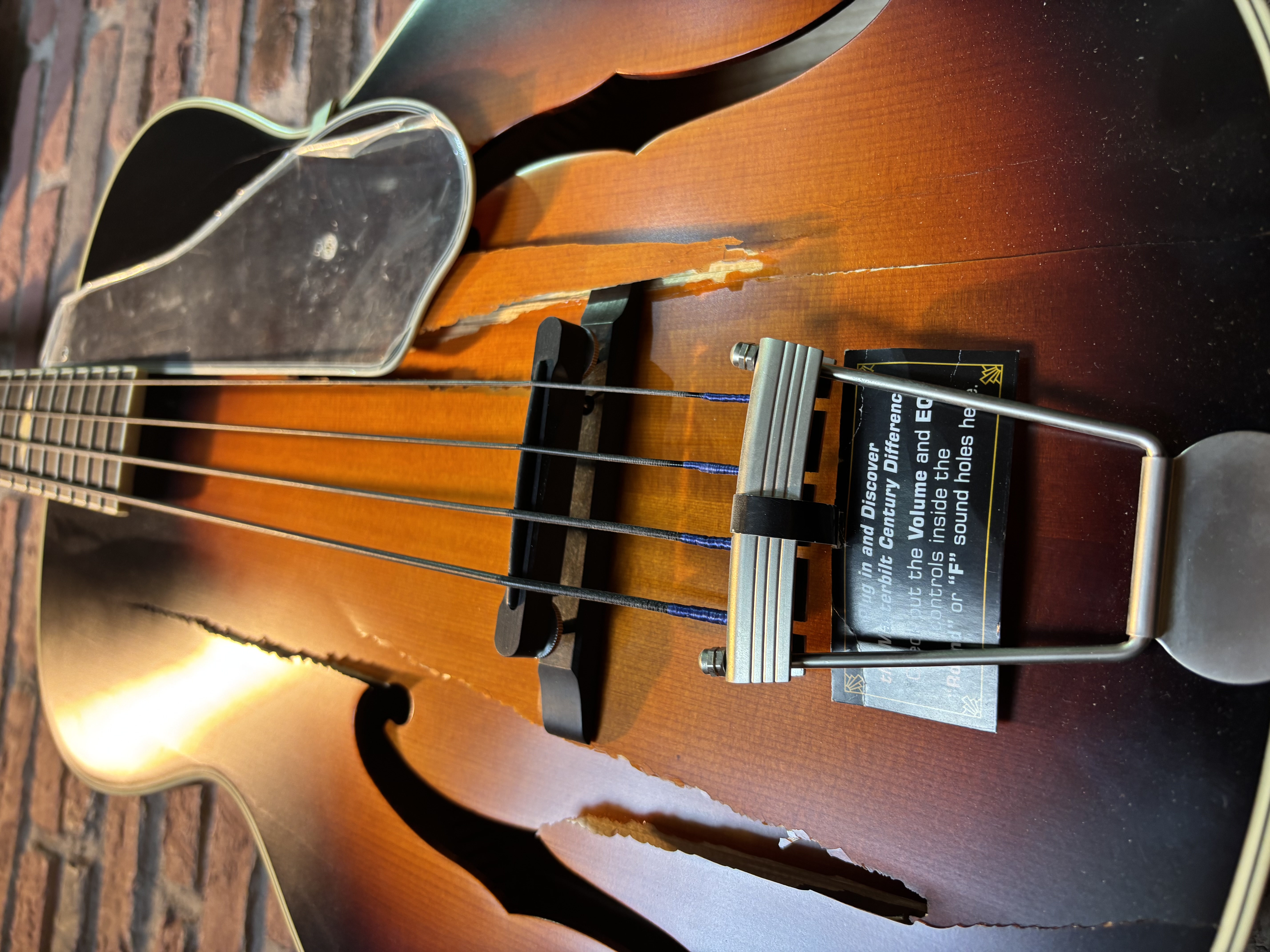 De Luxe Classic Electro Acoustic Bass Vintage Sunburst (Bastlerware)